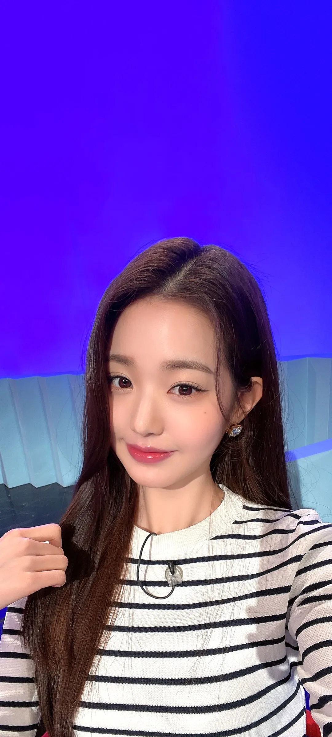 Fondo de pantalla de bloqueo móvil de Jang Won-young 4K HD descargar — IZ*ONE, IVE