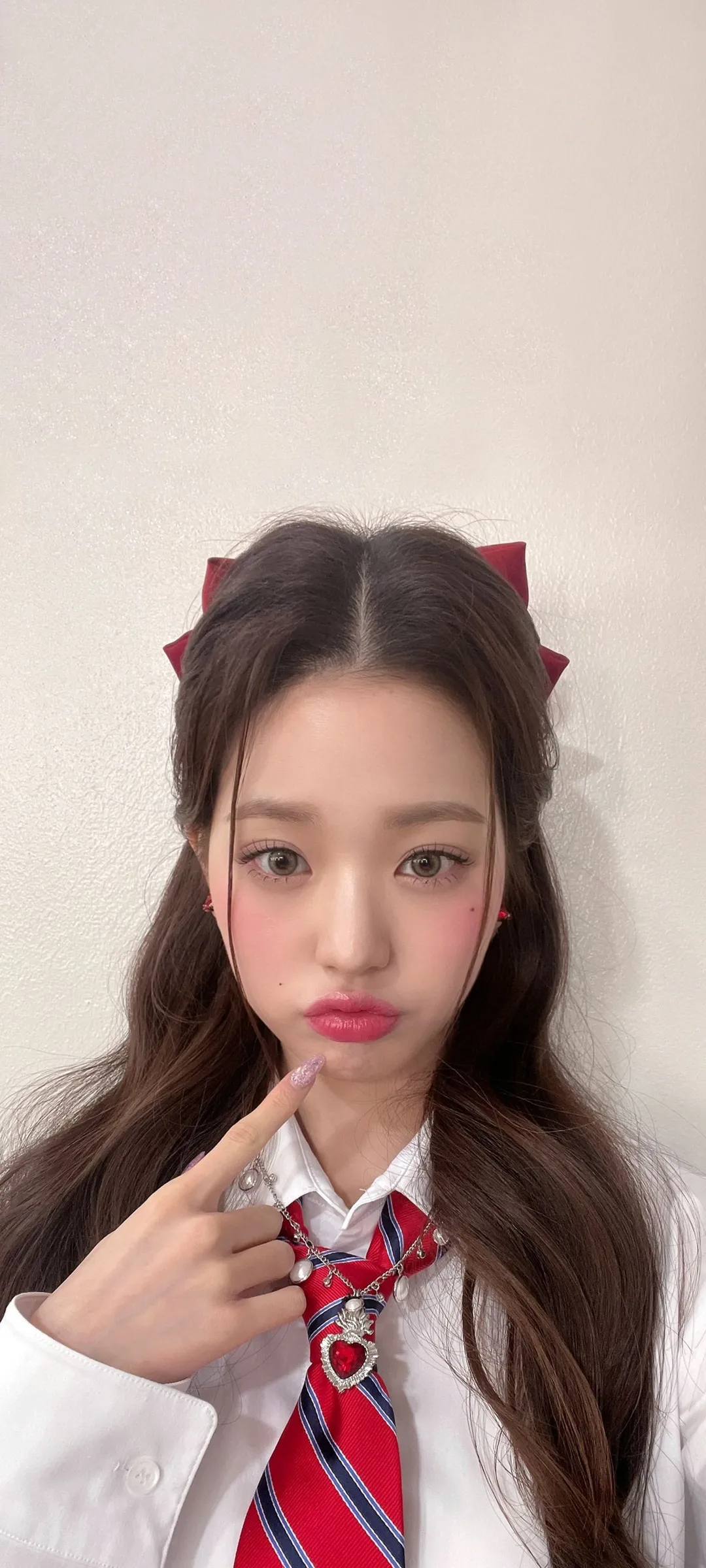 วอลเปเปอร์ หน้าจอล็อก มือถือ จาง วอนยอง 4K HD ดาวน์โหลด — IZ*ONE, IVE