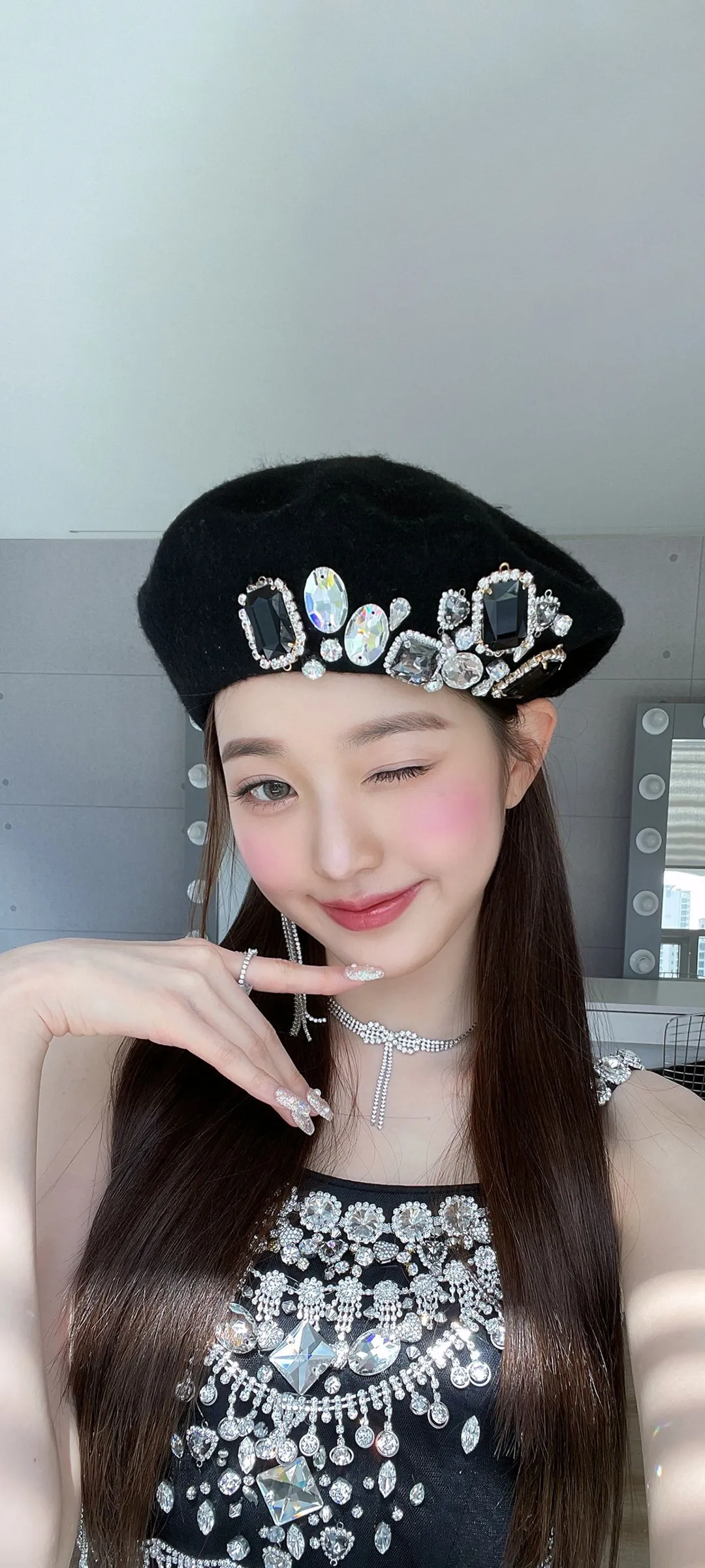 Jang Won-young kilit ekranı telefon duvar kağıdı 4K HD i̇ndir — IZ*ONE, IVE