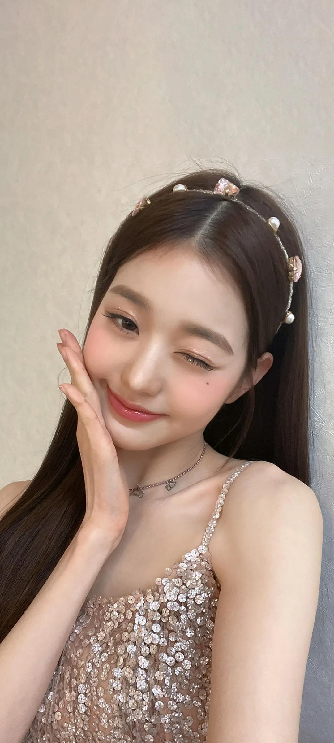 วอลเปเปอร์ หน้าจอล็อก มือถือ จาง วอนยอง 4K HD ดาวน์โหลด — IZ*ONE, IVE