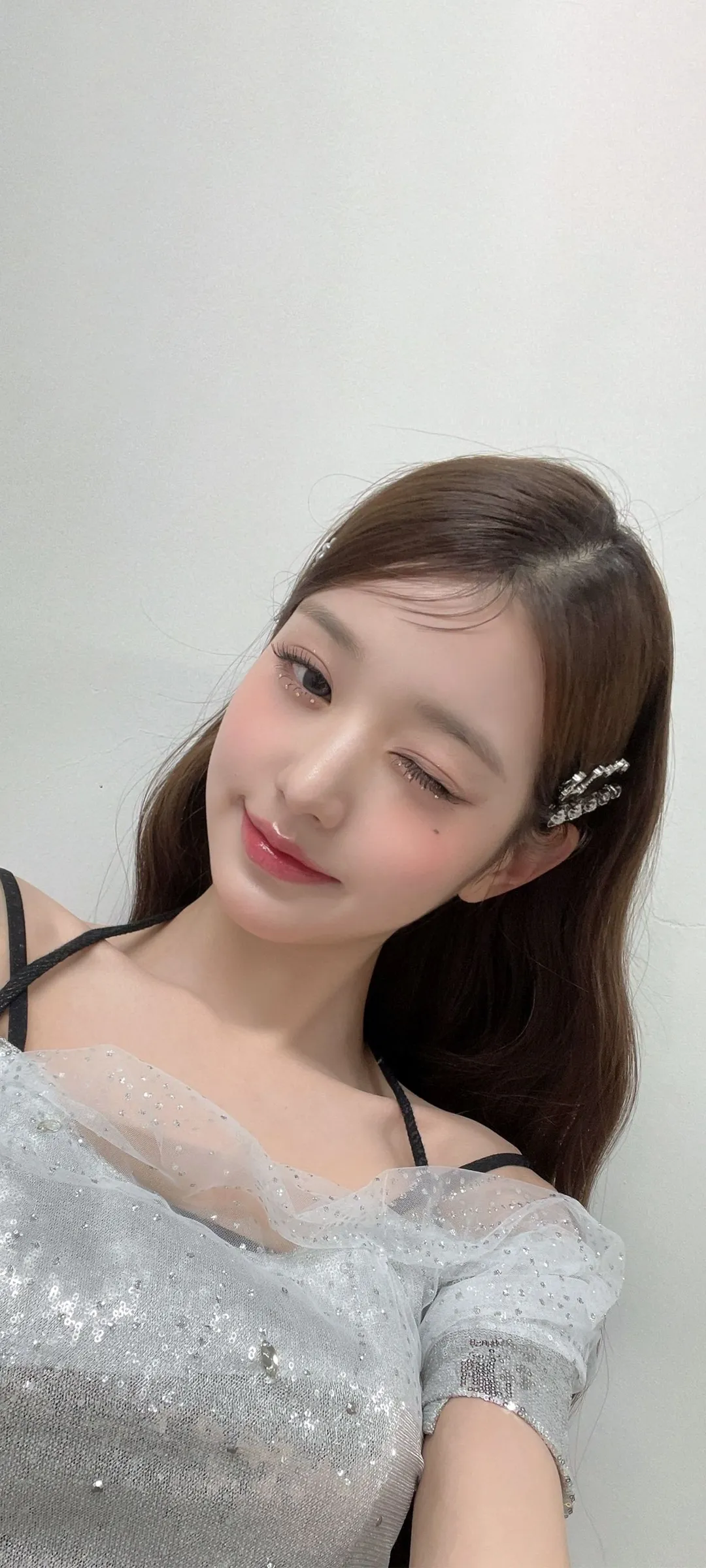 Jang Won-young kilit ekranı telefon duvar kağıdı 4K HD i̇ndir — IZ*ONE, IVE