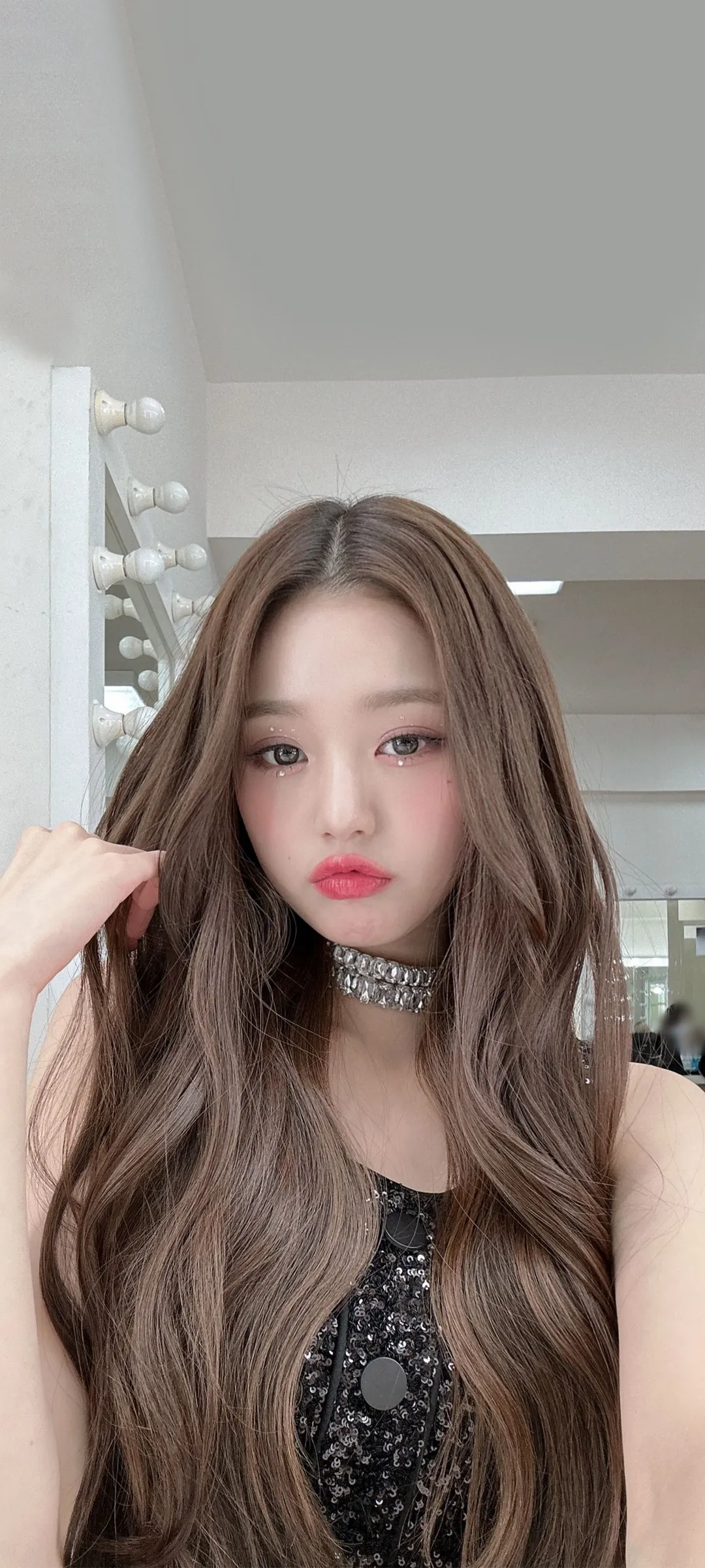 장원영 잠금화면 폰 배경화면 4K HD 다운로드 — 아이즈원, 아이브