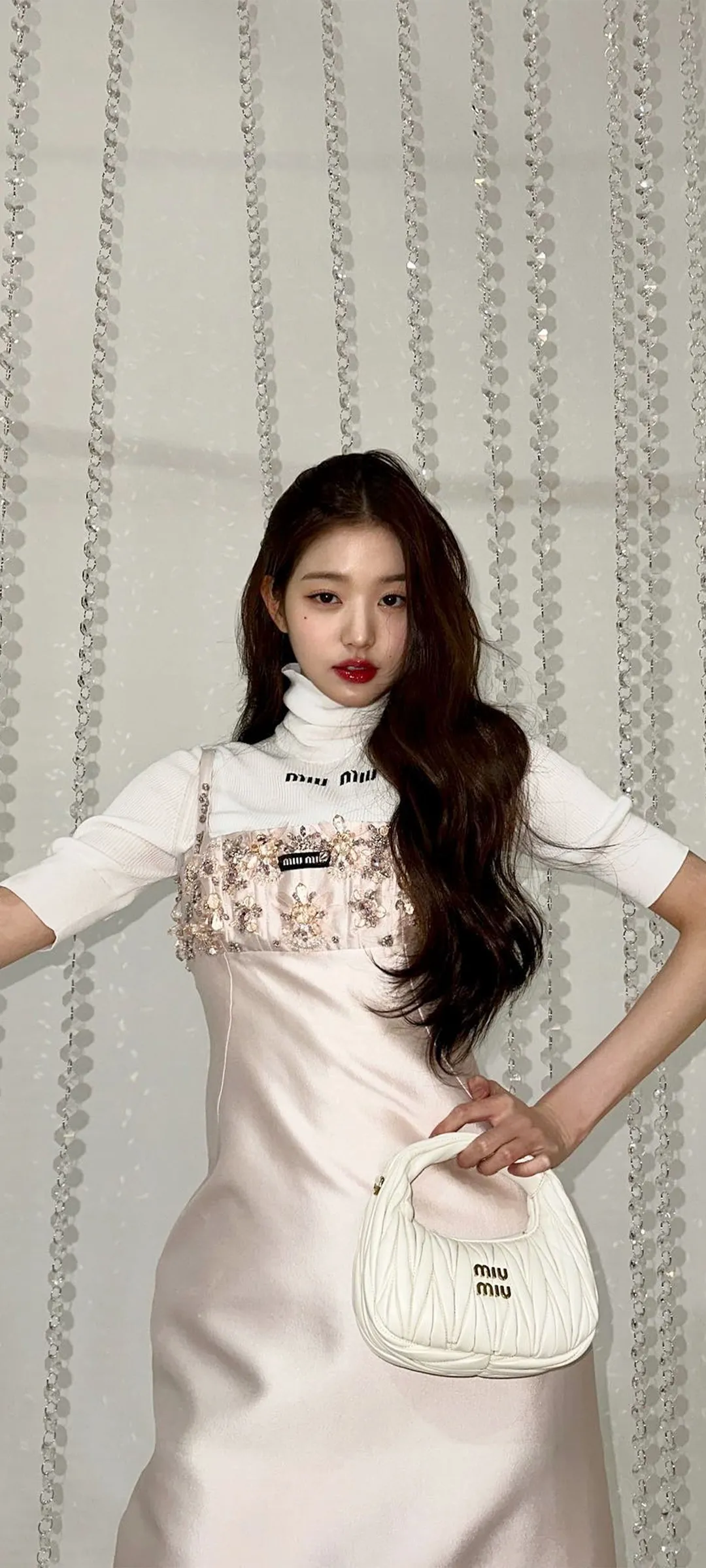 วอลเปเปอร์ หน้าจอล็อก มือถือ จาง วอนยอง 4K HD ดาวน์โหลด — IZ*ONE, IVE