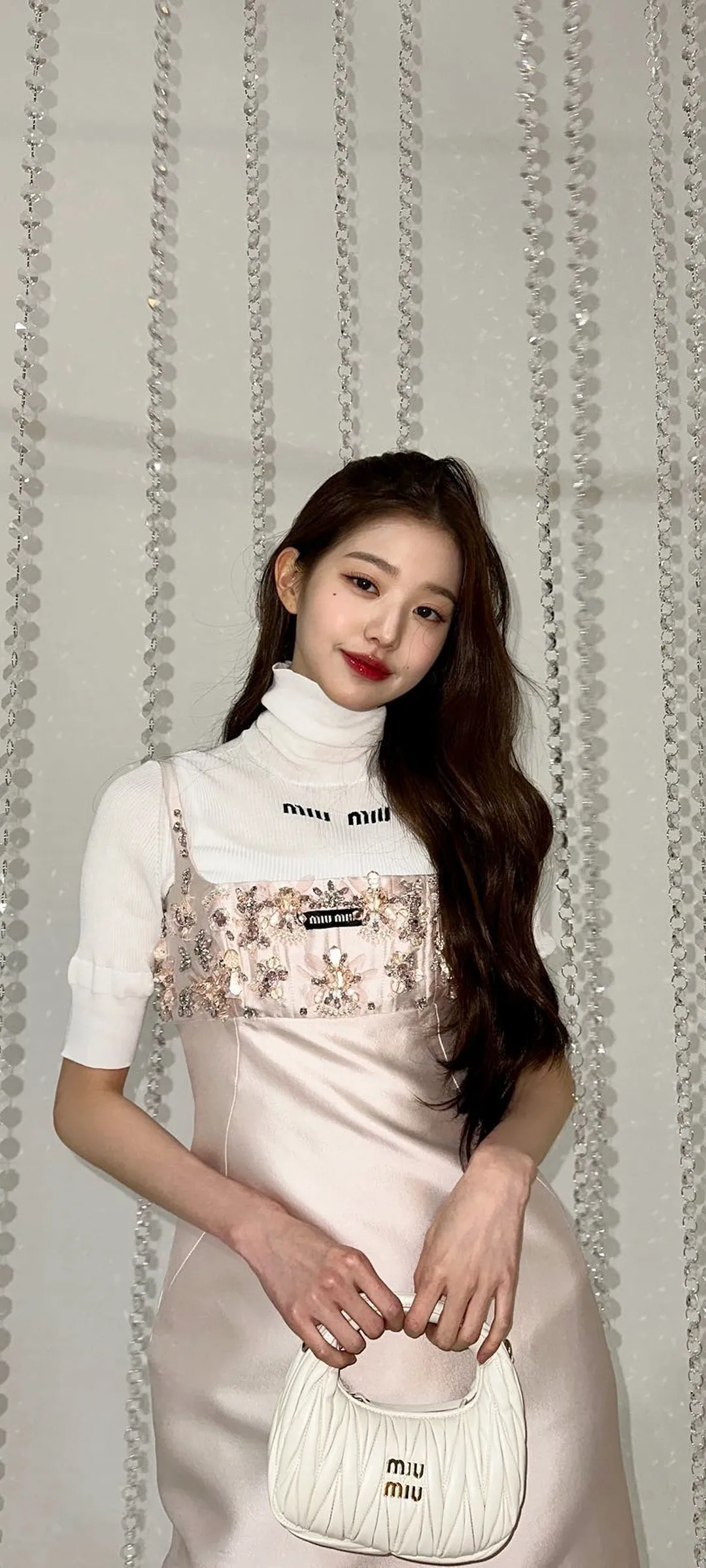 วอลเปเปอร์ หน้าจอล็อก มือถือ จาง วอนยอง 4K HD ดาวน์โหลด — IZ*ONE, IVE