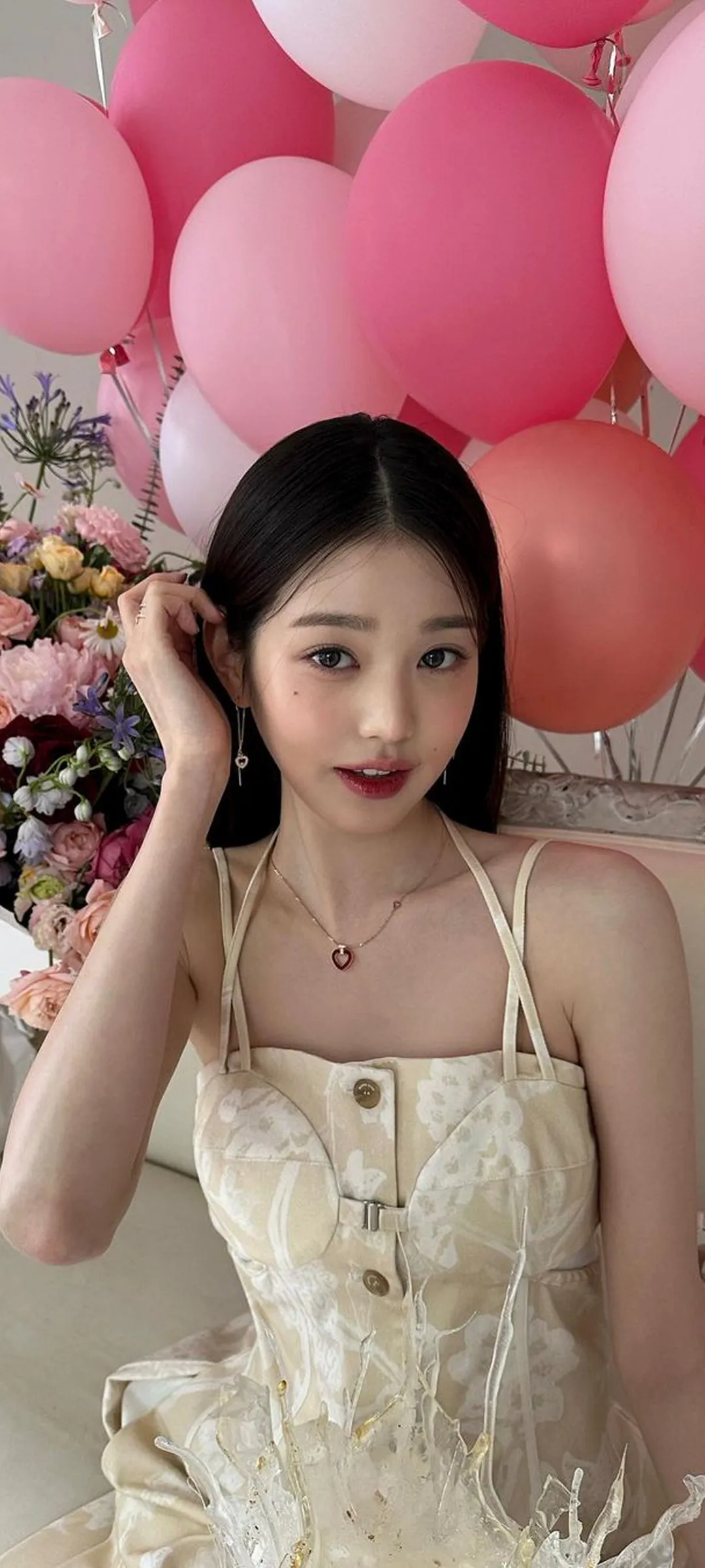 วอลเปเปอร์ หน้าจอล็อก มือถือ จาง วอนยอง 4K HD ดาวน์โหลด — IZ*ONE, IVE
