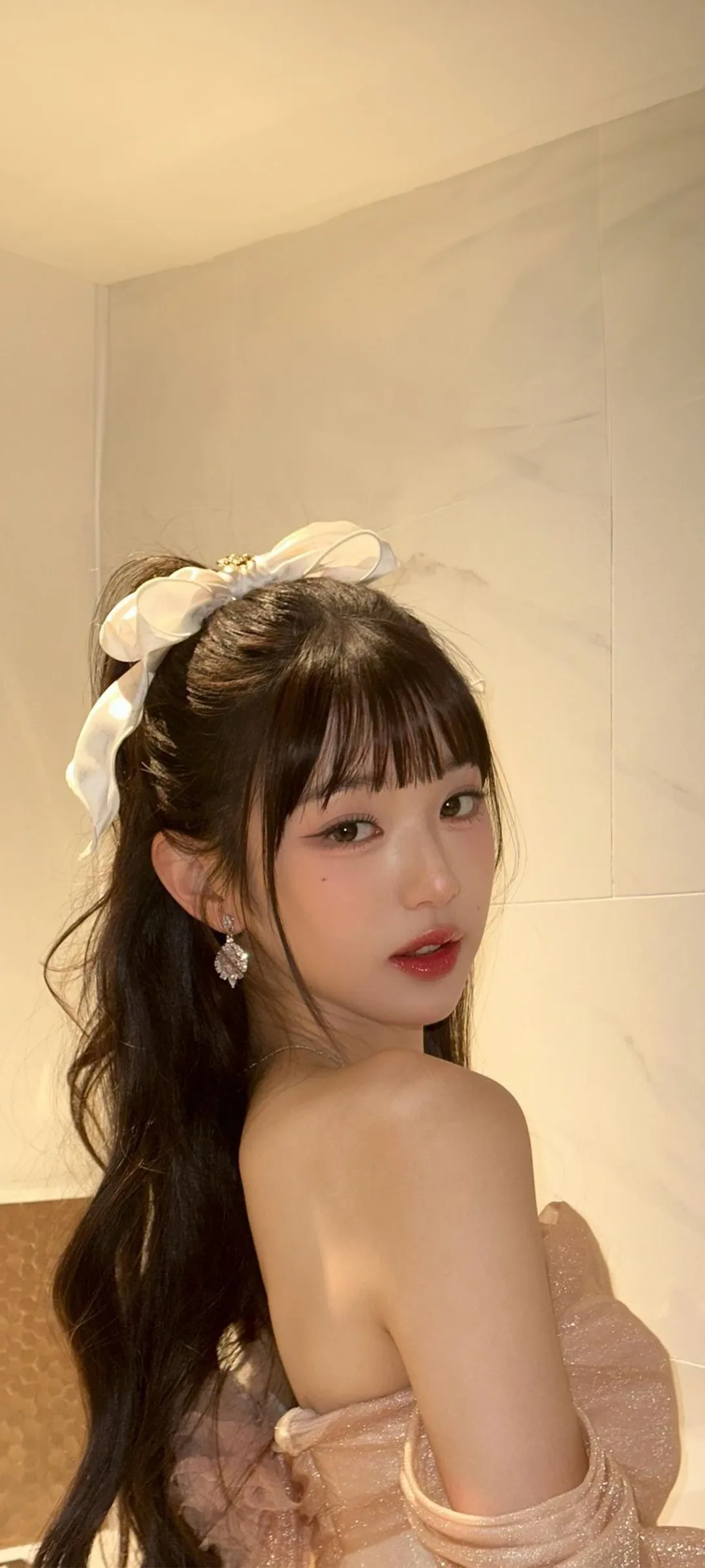 วอลเปเปอร์ หน้าจอล็อก มือถือ จาง วอนยอง 4K HD ดาวน์โหลด — IZ*ONE, IVE