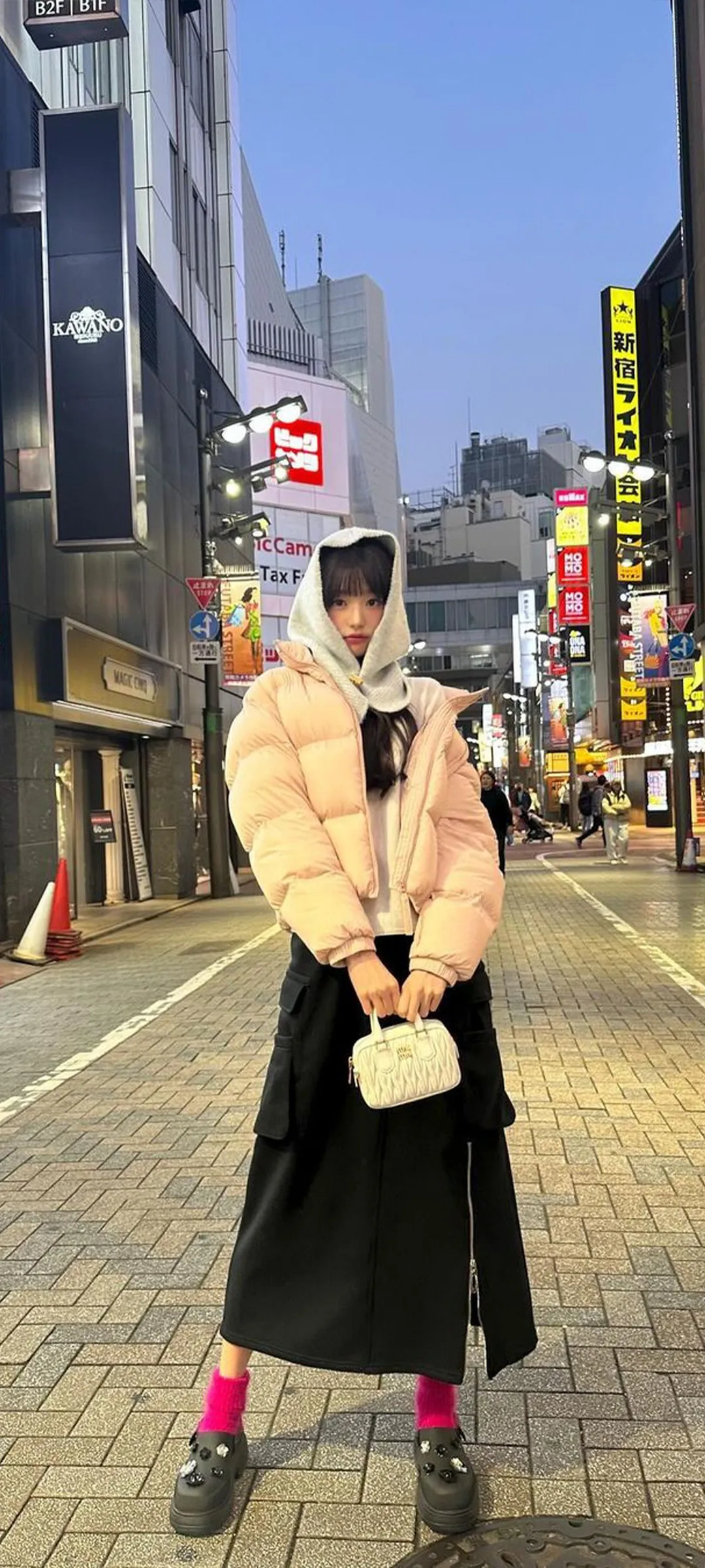 วอลเปเปอร์ หน้าจอล็อก มือถือ จาง วอนยอง 4K HD ดาวน์โหลด — IZ*ONE, IVE