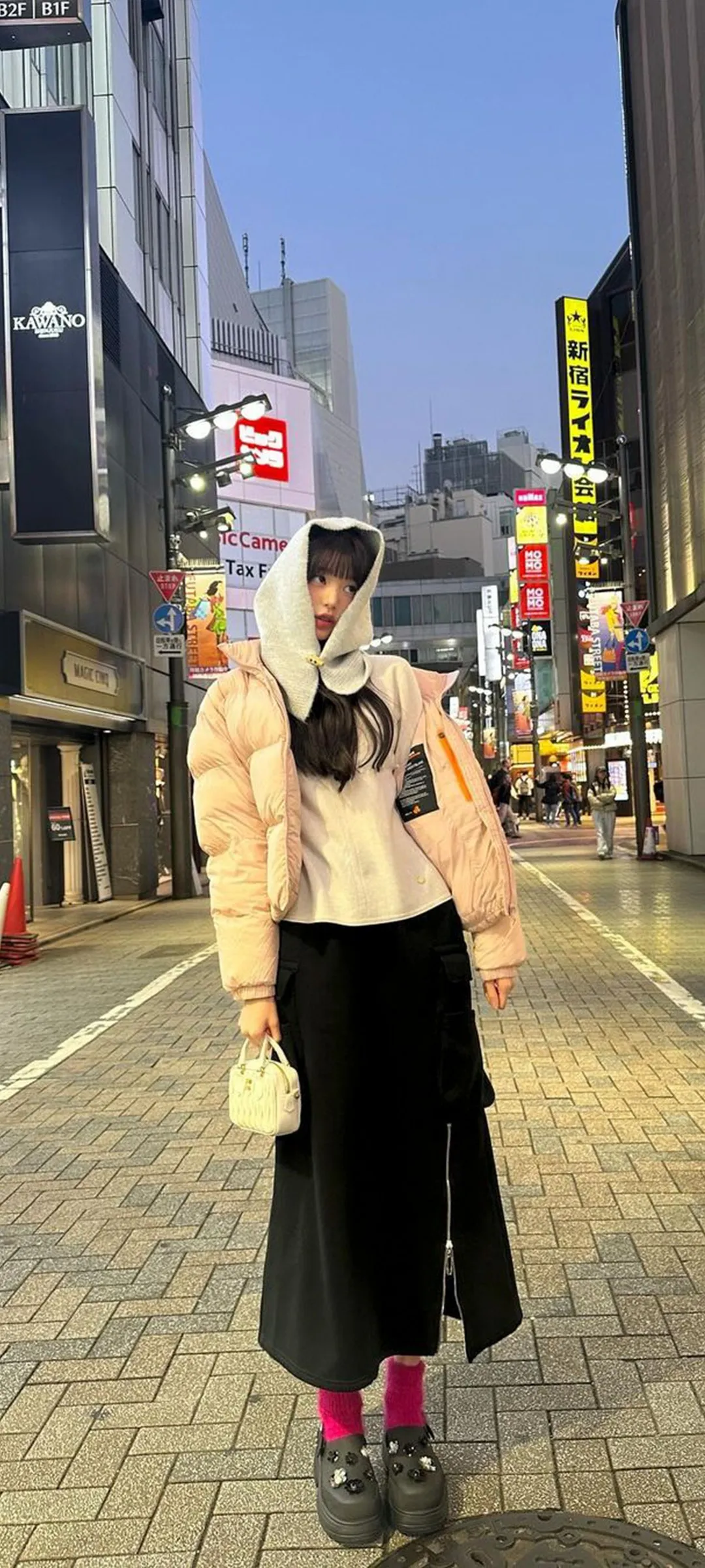 วอลเปเปอร์ หน้าจอล็อก มือถือ จาง วอนยอง 4K HD ดาวน์โหลด — IZ*ONE, IVE