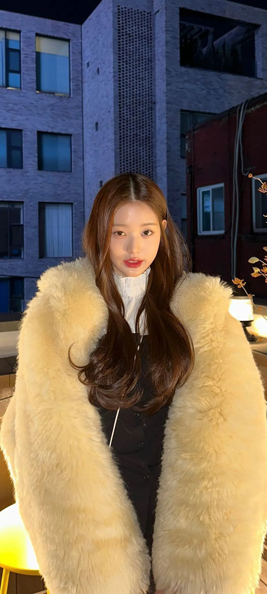 Jang Won-young lock screen phone wallpaper 4K HD download — IZ*ONE, IVE