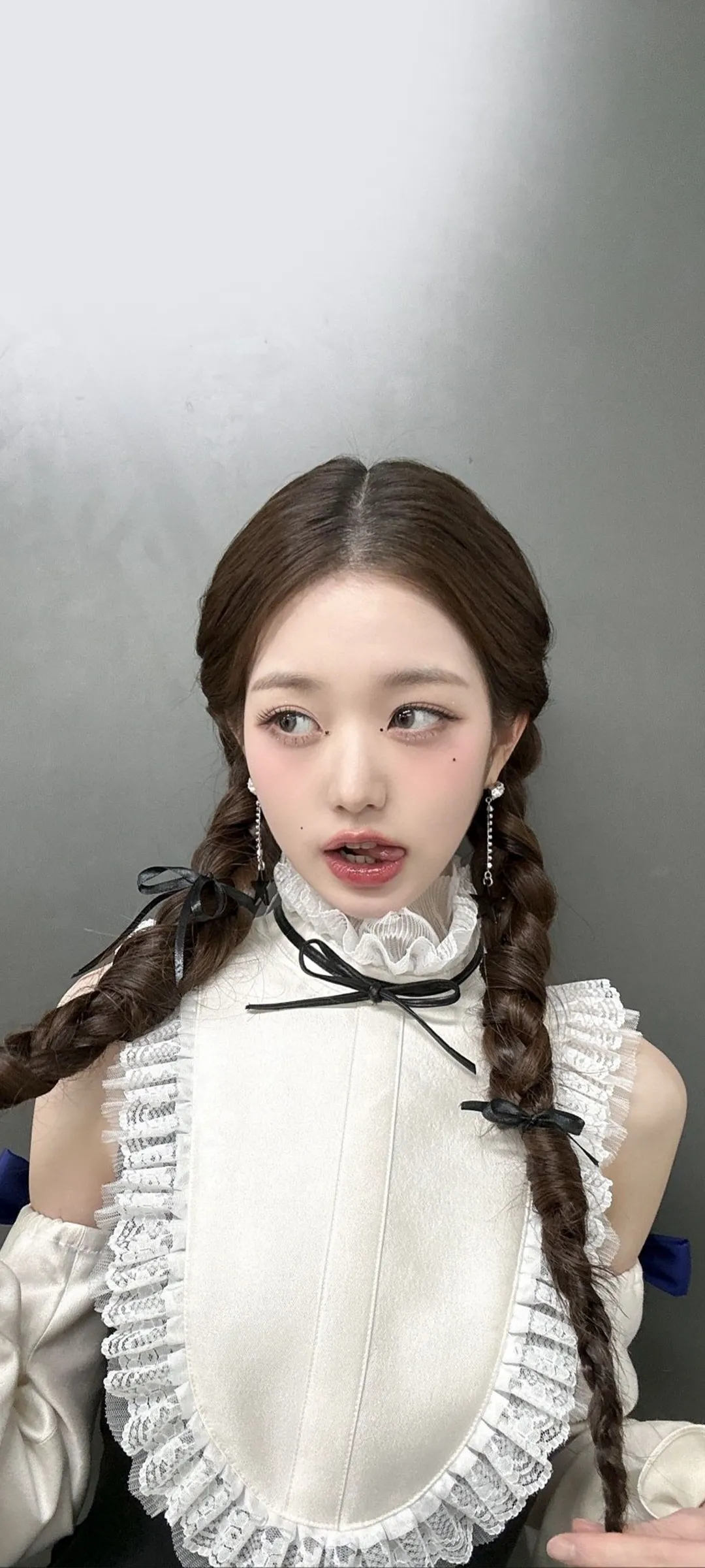 วอลเปเปอร์ หน้าจอล็อก มือถือ จาง วอนยอง 4K HD ดาวน์โหลด — IZ*ONE, IVE