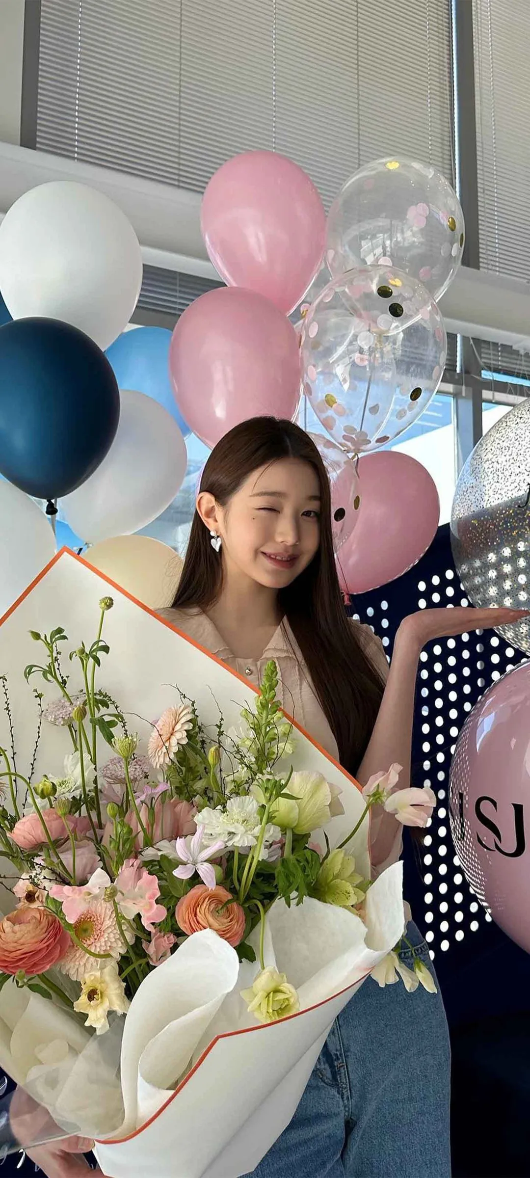 วอลเปเปอร์ หน้าจอล็อก มือถือ จาง วอนยอง 4K HD ดาวน์โหลด — IZ*ONE, IVE