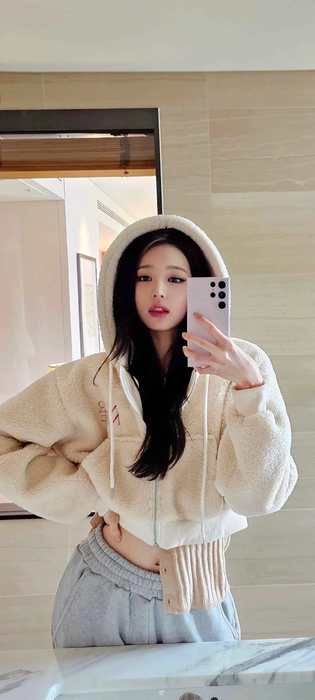 วอลเปเปอร์ หน้าจอล็อก มือถือ จาง วอนยอง 4K HD ดาวน์โหลด — IZ*ONE, IVE