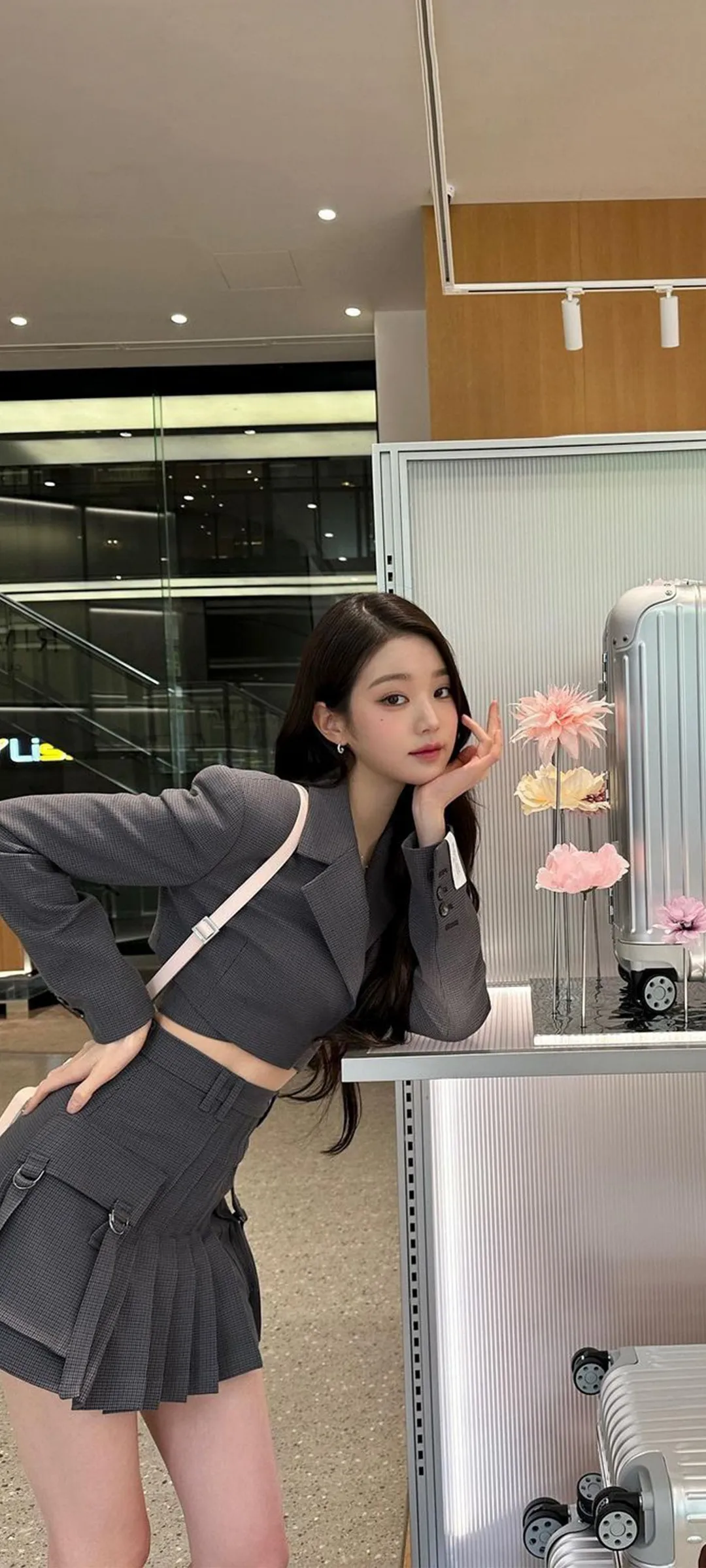 วอลเปเปอร์ หน้าจอล็อก มือถือ จาง วอนยอง 4K HD ดาวน์โหลด — IZ*ONE, IVE