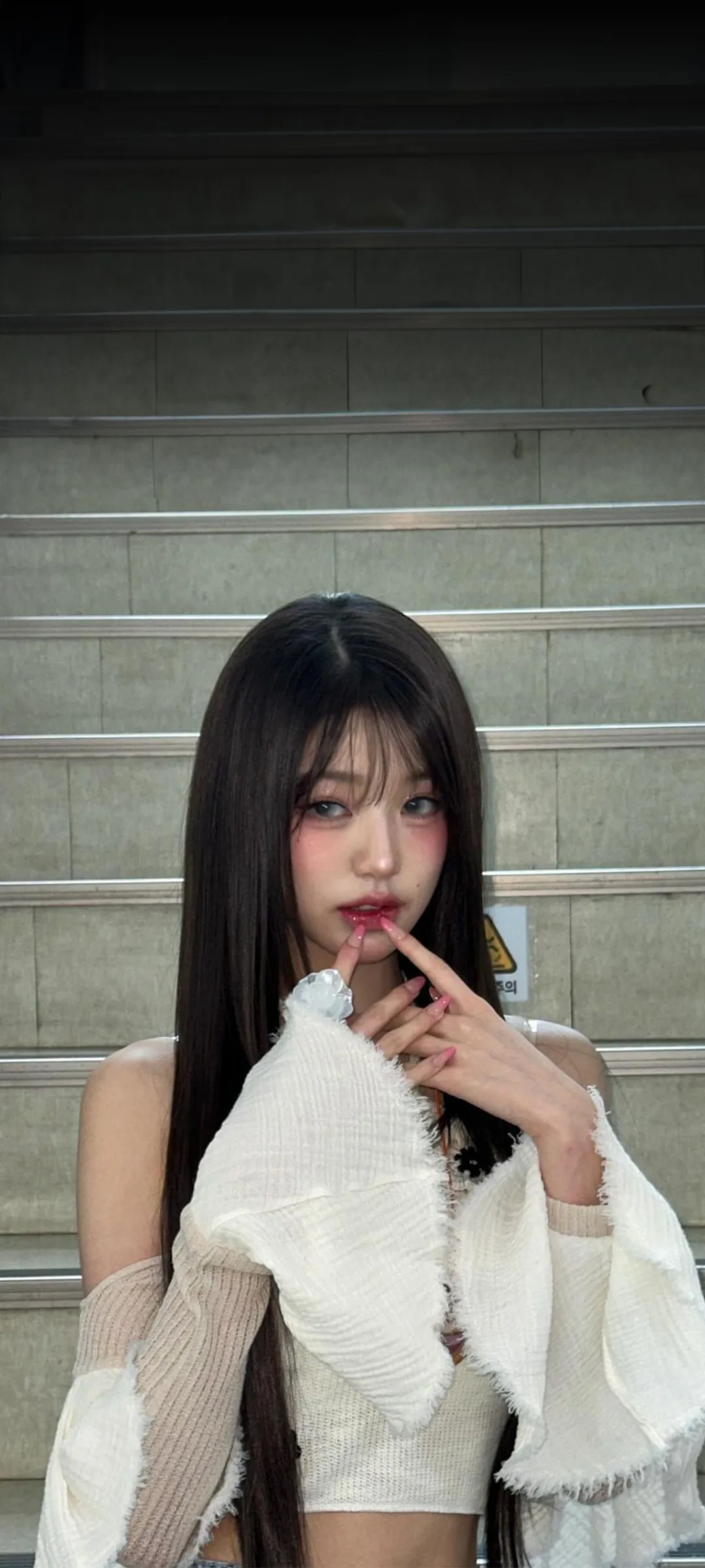 Jang Won-young kilit ekranı telefon duvar kağıdı 4K HD i̇ndir — IZ*ONE, IVE