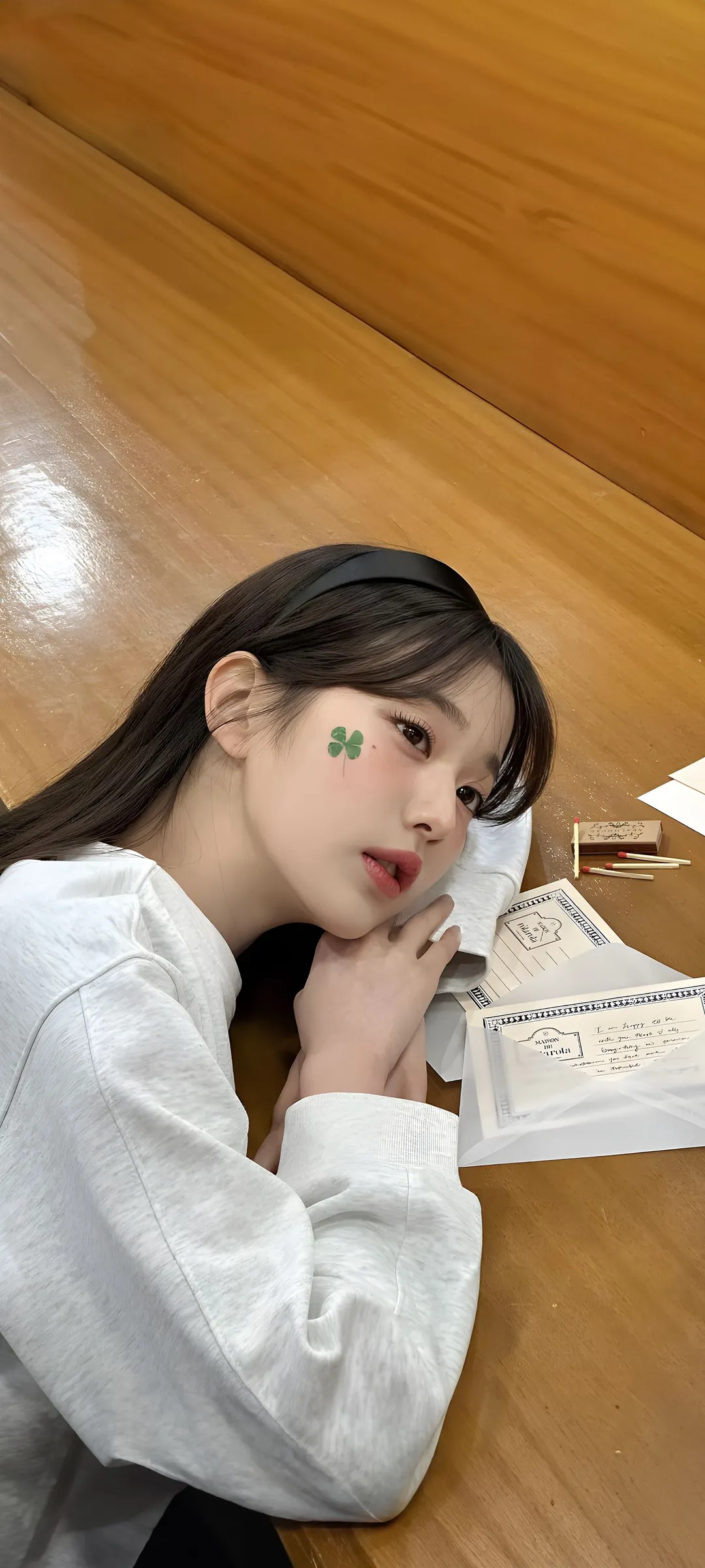 장원영 잠금화면 폰 배경화면 4K HD 다운로드 — 아이즈원, 아이브