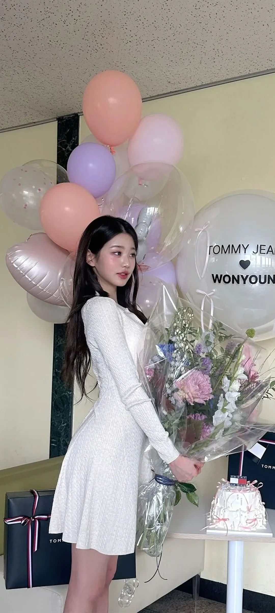 วอลเปเปอร์ หน้าจอล็อก มือถือ จาง วอนยอง 4K HD ดาวน์โหลด — IZ*ONE, IVE