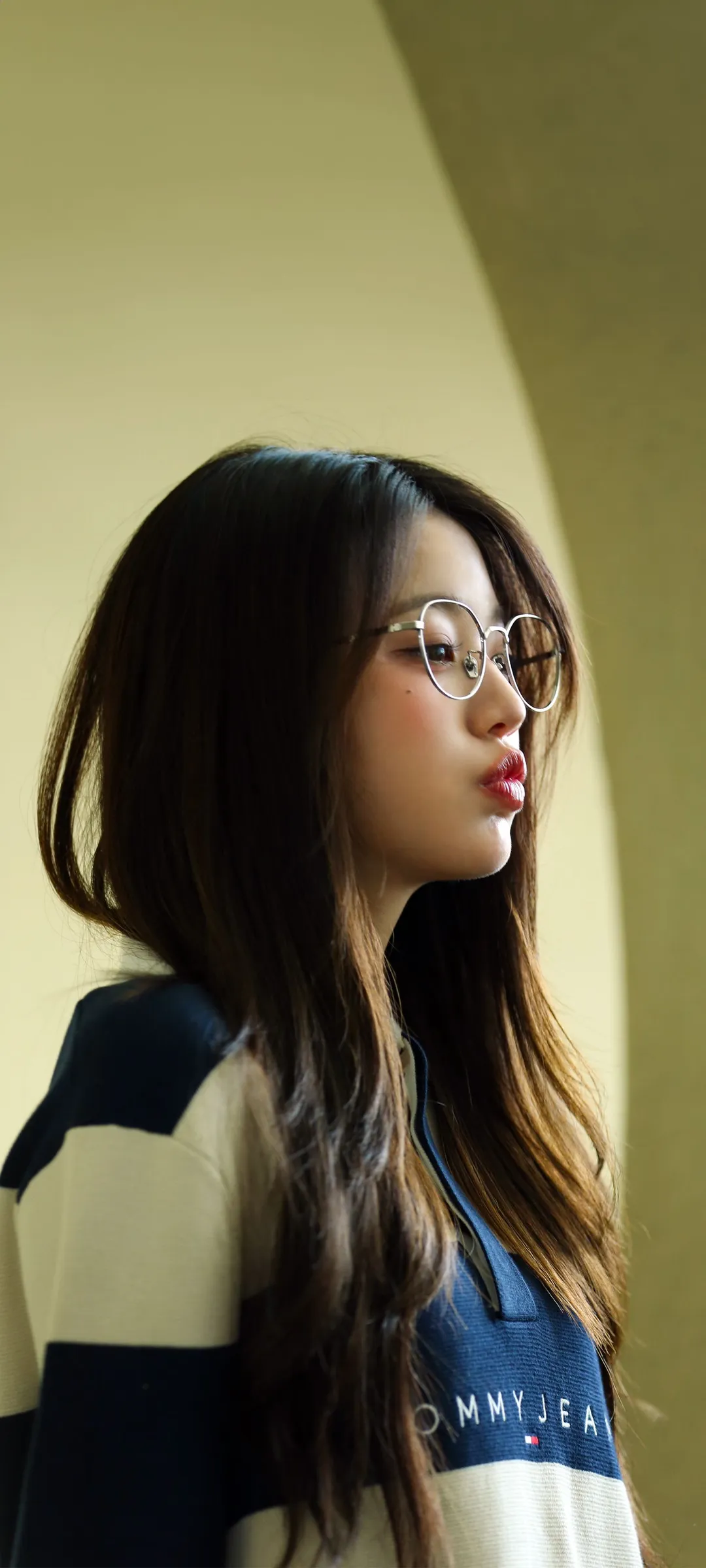 장원영 잠금화면 폰 배경화면 4K HD 다운로드 — 아이즈원, 아이브