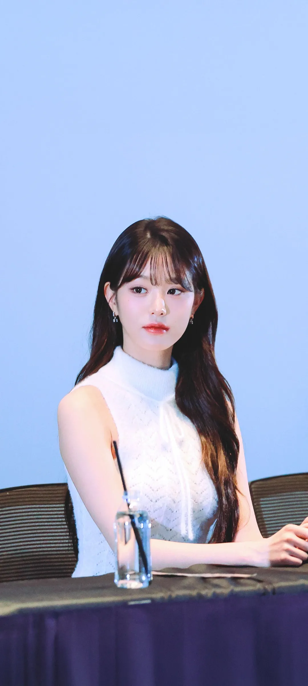 장원영 잠금화면 폰 배경화면 4K HD 다운로드 — 아이즈원, 아이브