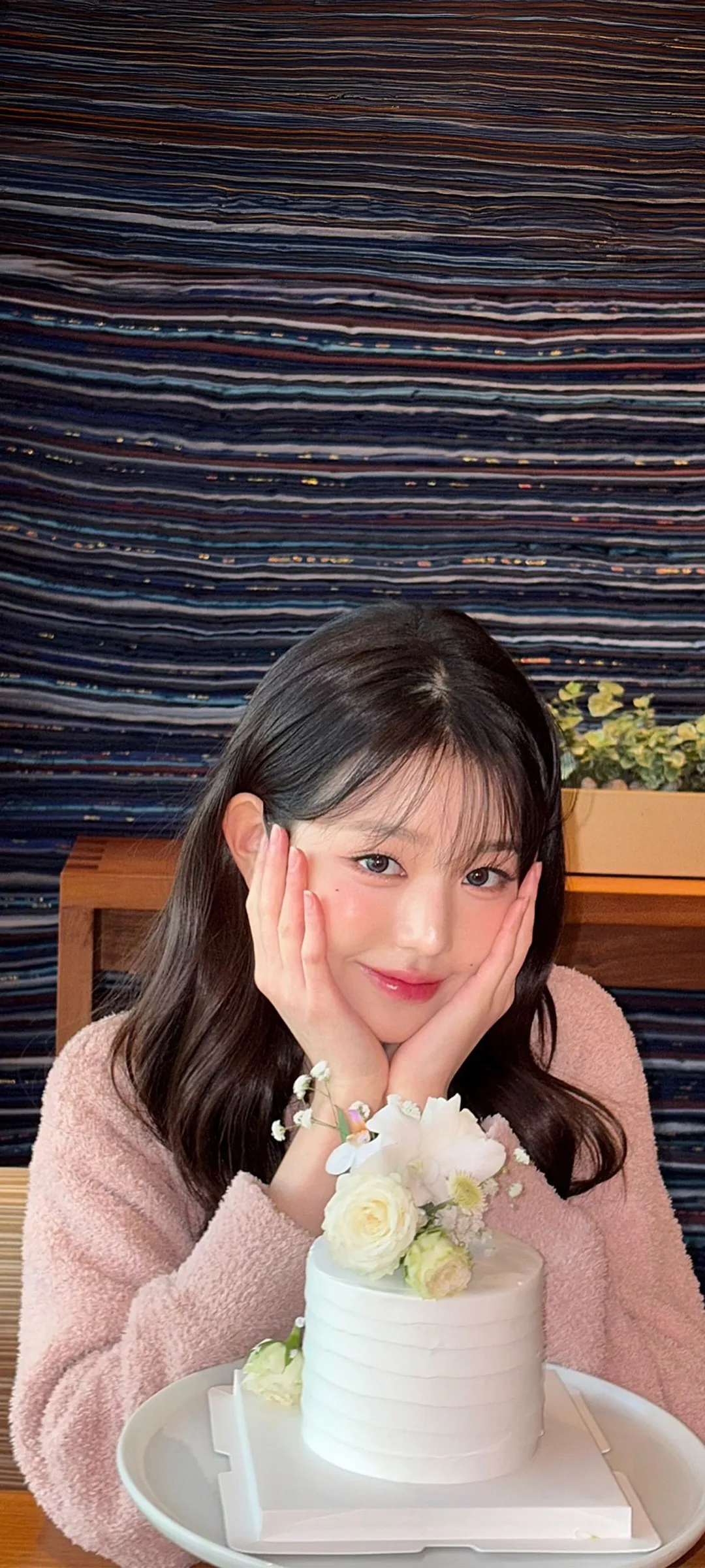 วอลเปเปอร์ หน้าจอล็อก มือถือ จาง วอนยอง 4K HD ดาวน์โหลด — IZ*ONE, IVE