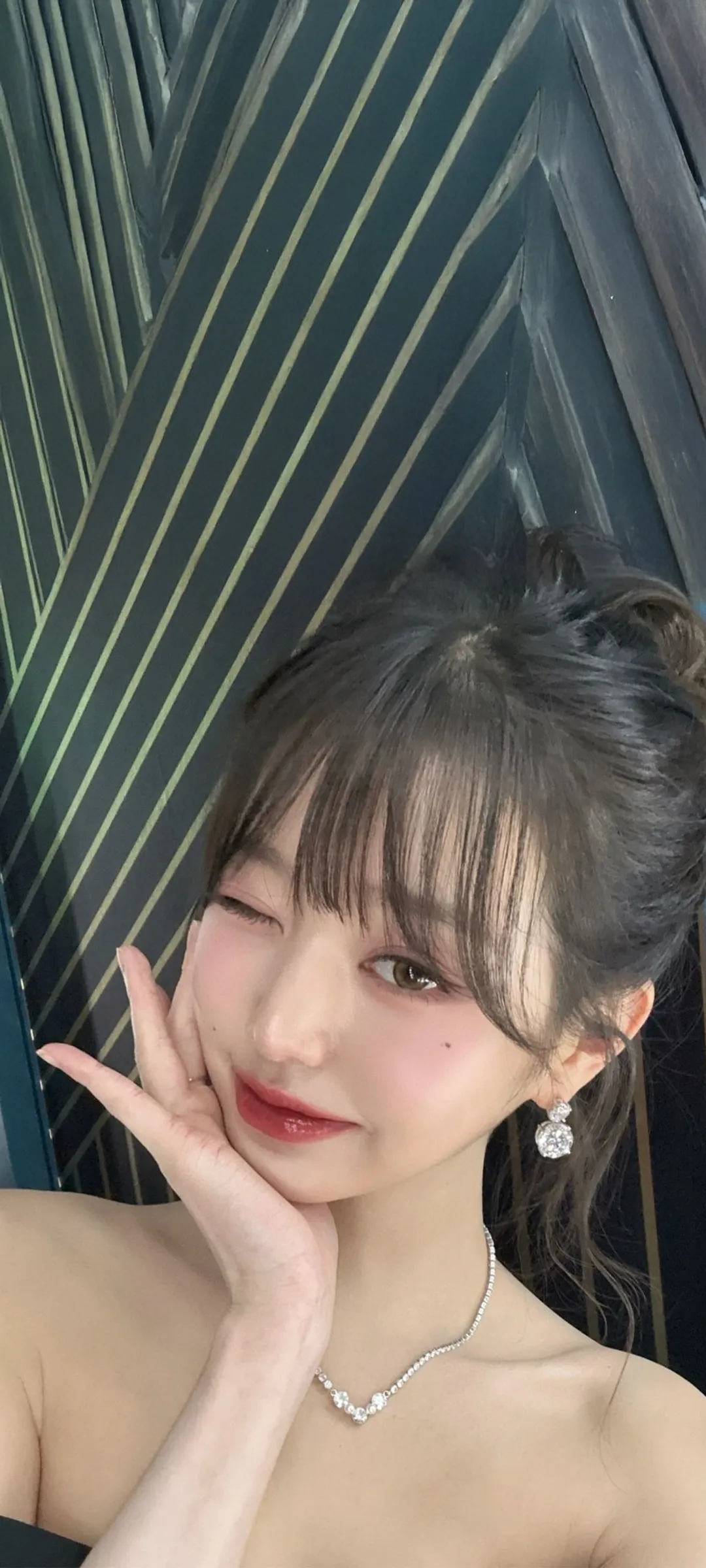 Jang Won-young kilit ekranı telefon duvar kağıdı 4K HD i̇ndir — IZ*ONE, IVE