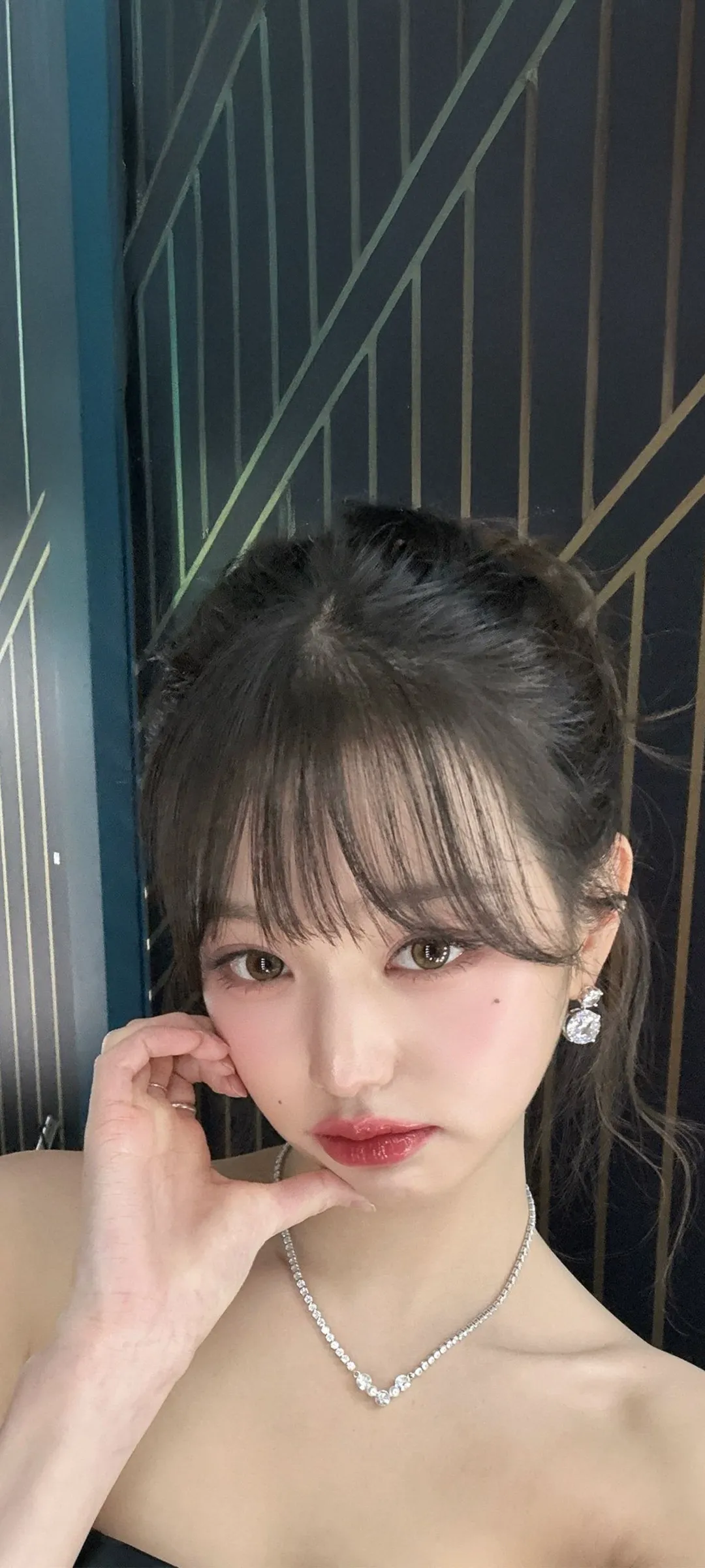 วอลเปเปอร์ หน้าจอล็อก มือถือ จาง วอนยอง 4K HD ดาวน์โหลด — IZ*ONE, IVE