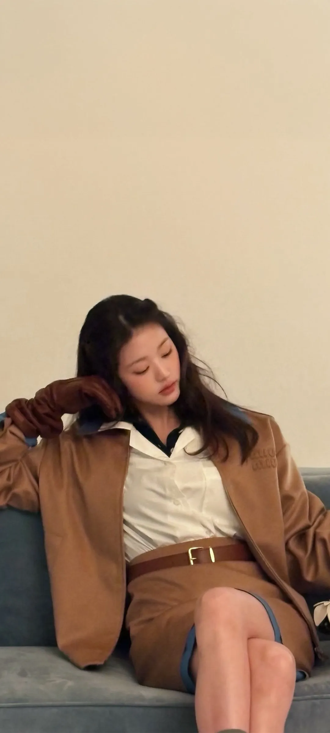 장원영 잠금화면 폰 배경화면 4K HD 다운로드 — 아이즈원, 아이브
