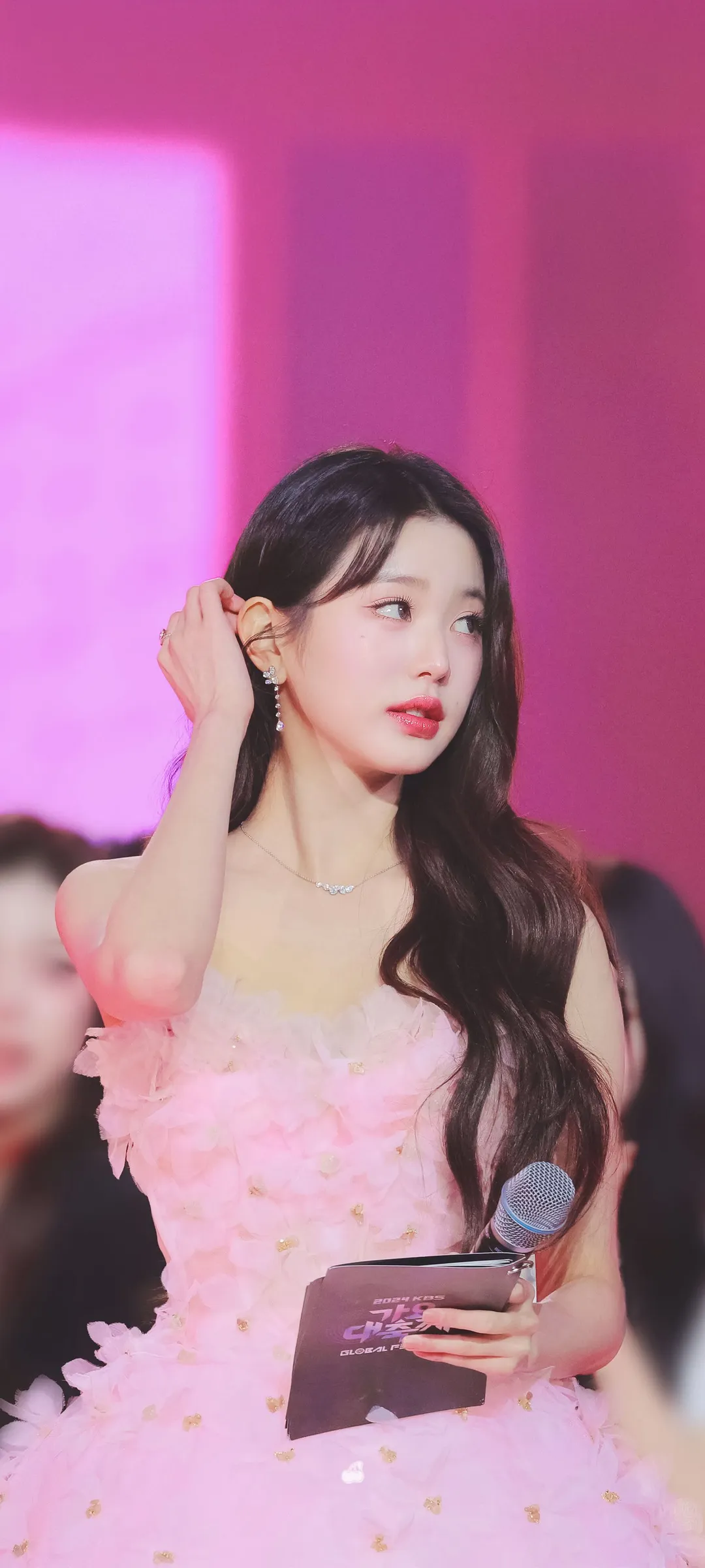 วอลเปเปอร์ หน้าจอล็อก มือถือ จาง วอนยอง 4K HD ดาวน์โหลด — IZ*ONE, IVE