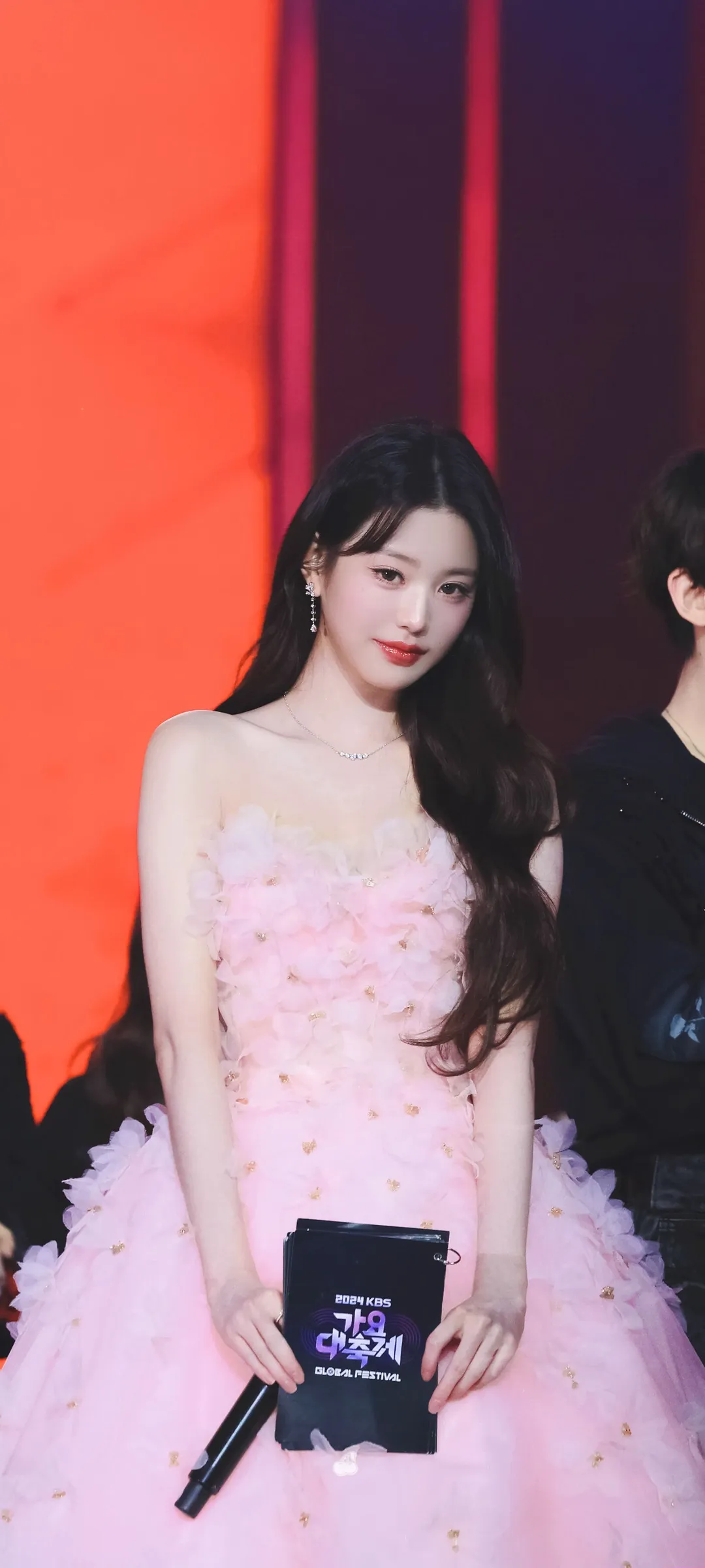วอลเปเปอร์ หน้าจอล็อก มือถือ จาง วอนยอง 4K HD ดาวน์โหลด — IZ*ONE, IVE