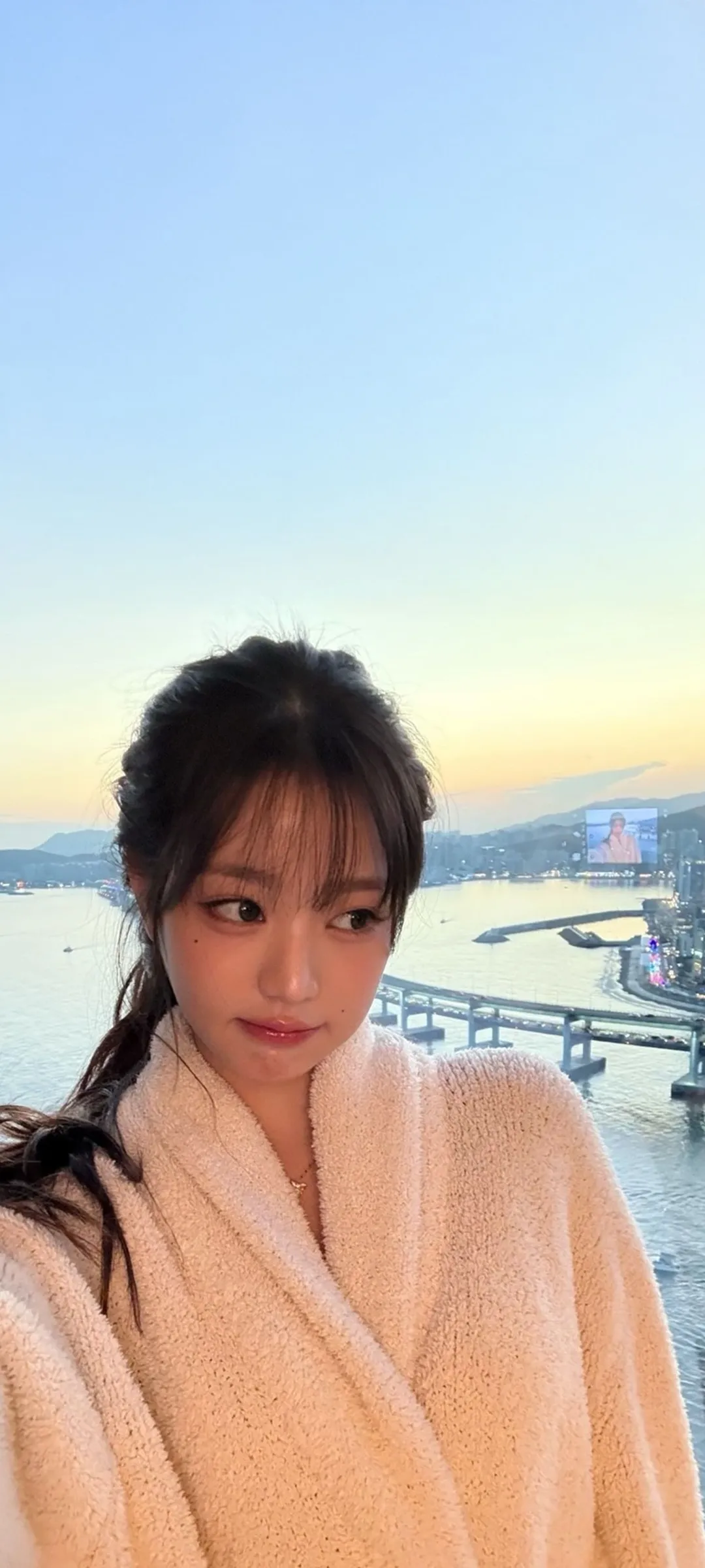 วอลเปเปอร์ หน้าจอล็อก มือถือ จาง วอนยอง 4K HD ดาวน์โหลด — IZ*ONE, IVE