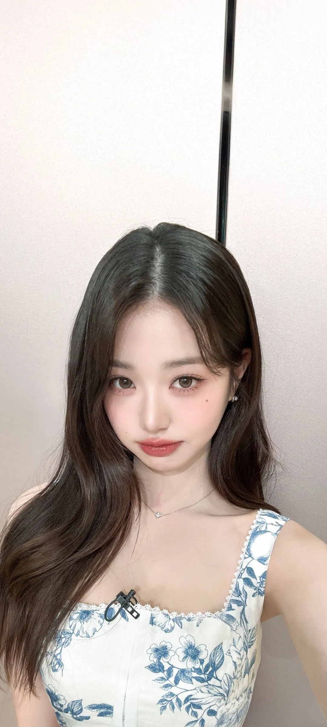 วอลเปเปอร์ หน้าจอล็อก มือถือ จาง วอนยอง 4K HD ดาวน์โหลด — IZ*ONE, IVE
