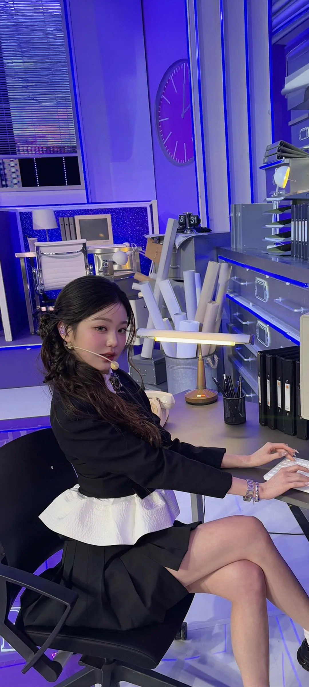 วอลเปเปอร์ หน้าจอล็อก มือถือ จาง วอนยอง 4K HD ดาวน์โหลด — IZ*ONE, IVE