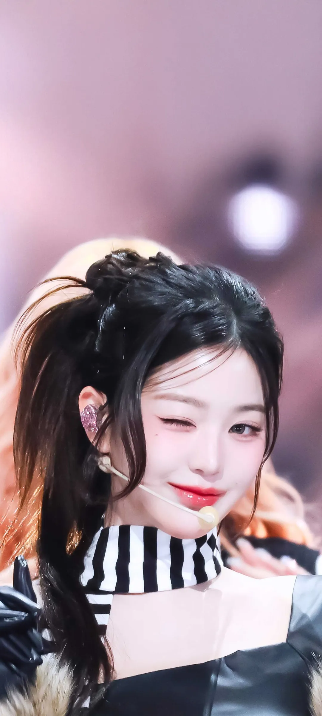 วอลเปเปอร์ หน้าจอล็อก มือถือ จาง วอนยอง 4K HD ดาวน์โหลด — IZ*ONE, IVE