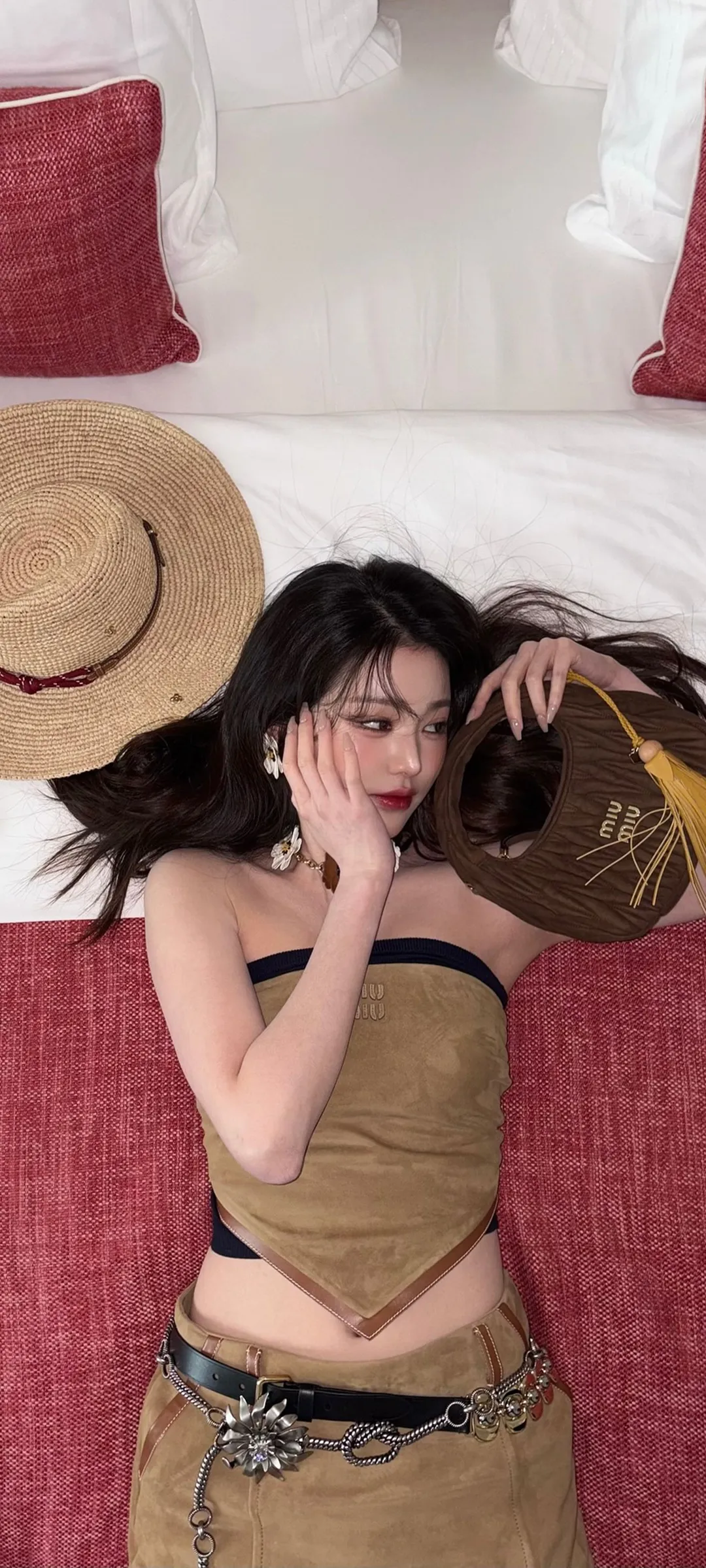 장원영 잠금화면 폰 배경화면 4K HD 다운로드 — 아이즈원, 아이브