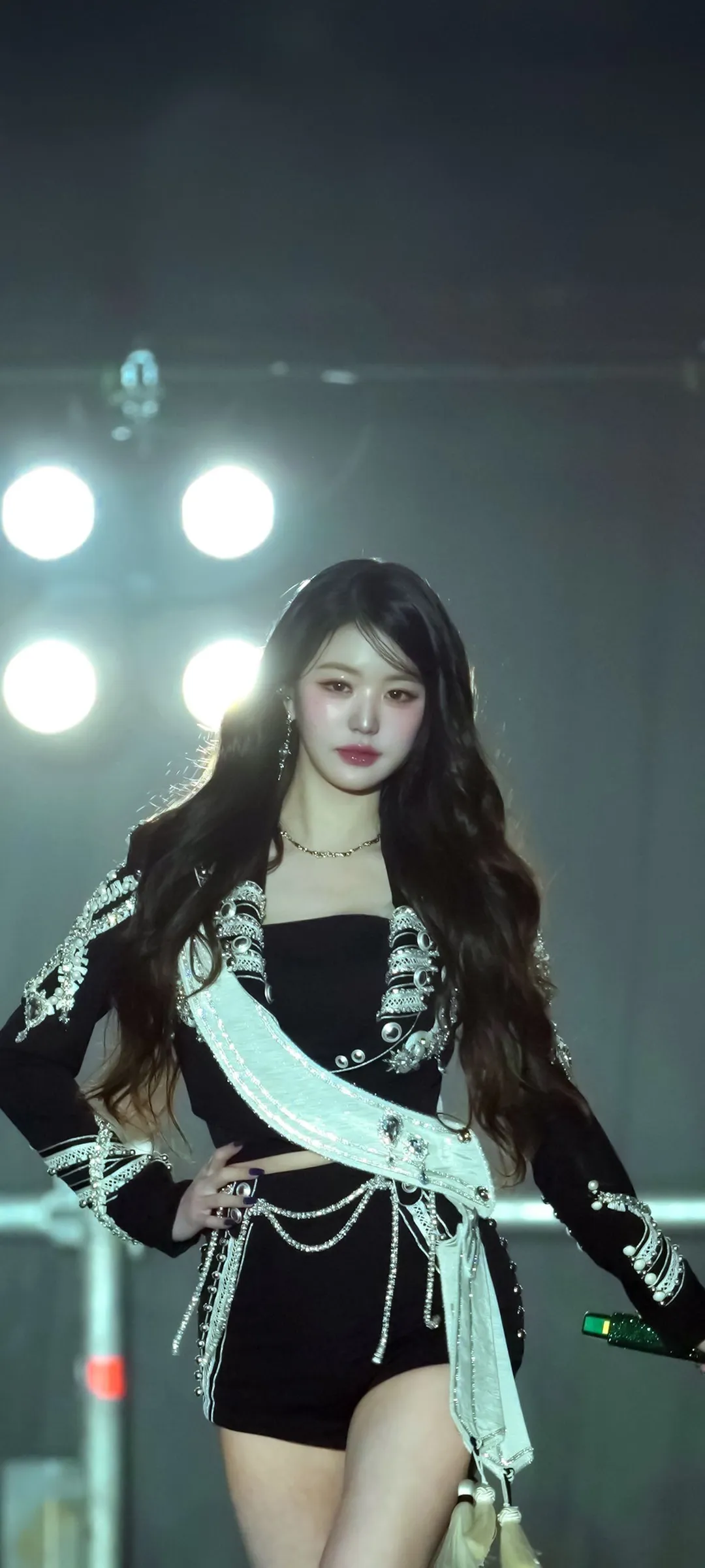 장원영 잠금화면 폰 배경화면 4K HD 다운로드 — 아이즈원, 아이브