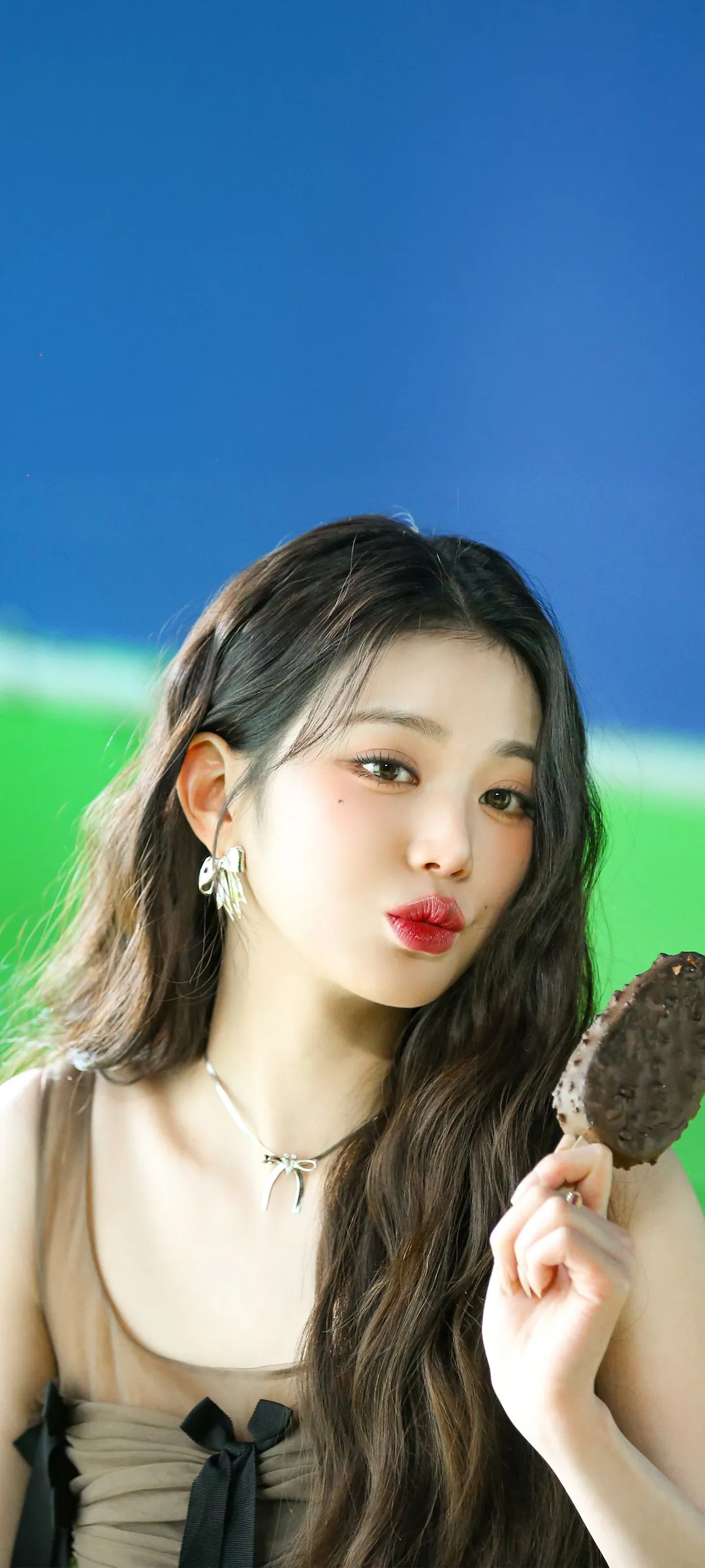 วอลเปเปอร์ หน้าจอล็อก มือถือ จาง วอนยอง 4K HD ดาวน์โหลด — IZ*ONE, IVE