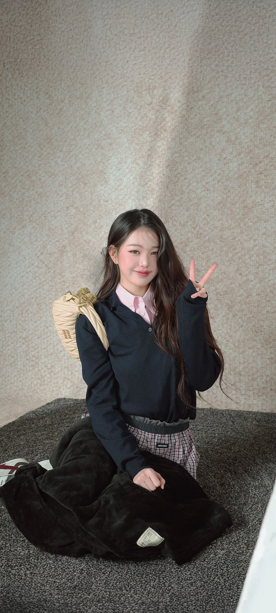 วอลเปเปอร์ หน้าจอล็อก มือถือ จาง วอนยอง 4K HD ดาวน์โหลด — IZ*ONE, IVE