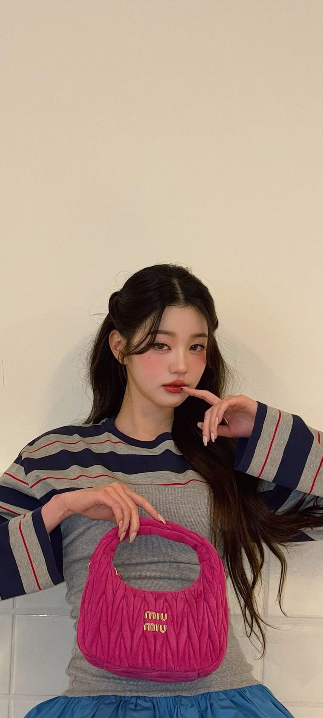 Jang Won-young kilit ekranı telefon duvar kağıdı 4K HD i̇ndir — IZ*ONE, IVE