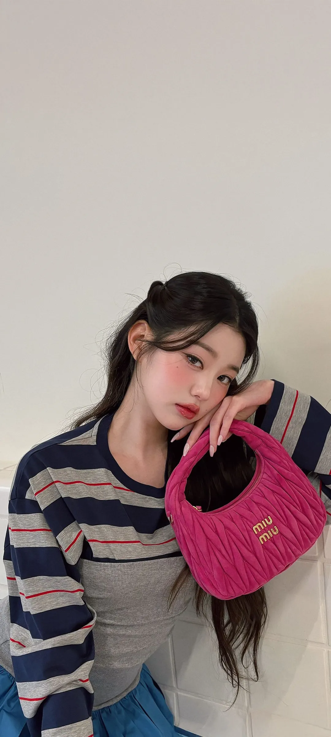 วอลเปเปอร์ หน้าจอล็อก มือถือ จาง วอนยอง 4K HD ดาวน์โหลด — IZ*ONE, IVE