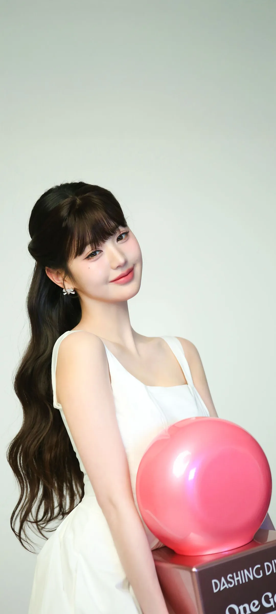 วอลเปเปอร์ หน้าจอล็อก มือถือ จาง วอนยอง 4K HD ดาวน์โหลด — IZ*ONE, IVE