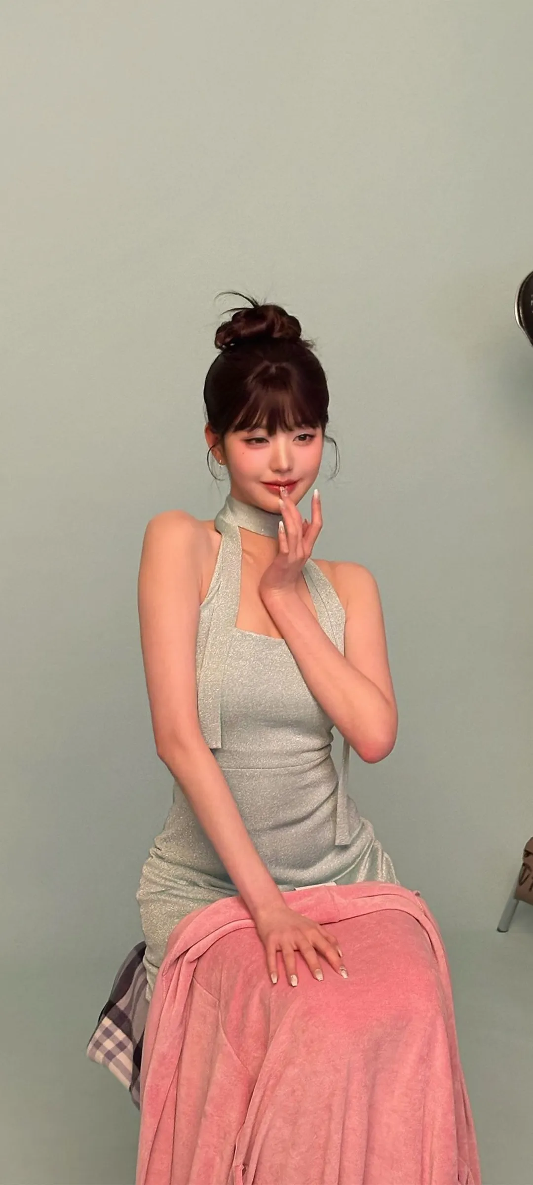 장원영 잠금화면 폰 배경화면 4K HD 다운로드 — 아이즈원, 아이브