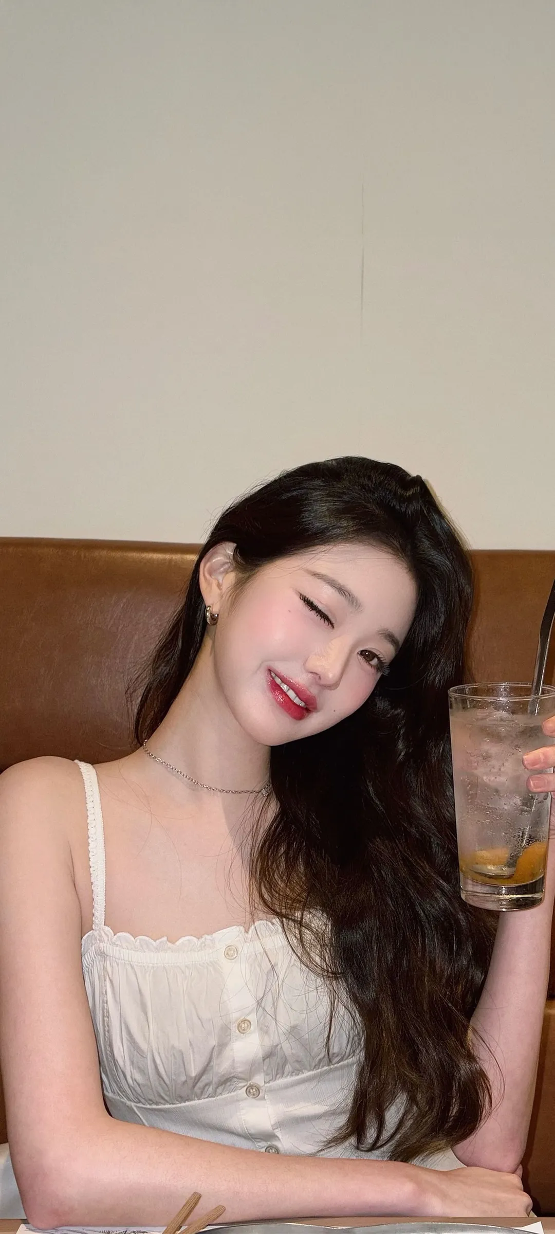 วอลเปเปอร์ หน้าจอล็อก มือถือ จาง วอนยอง 4K HD ดาวน์โหลด — IZ*ONE, IVE