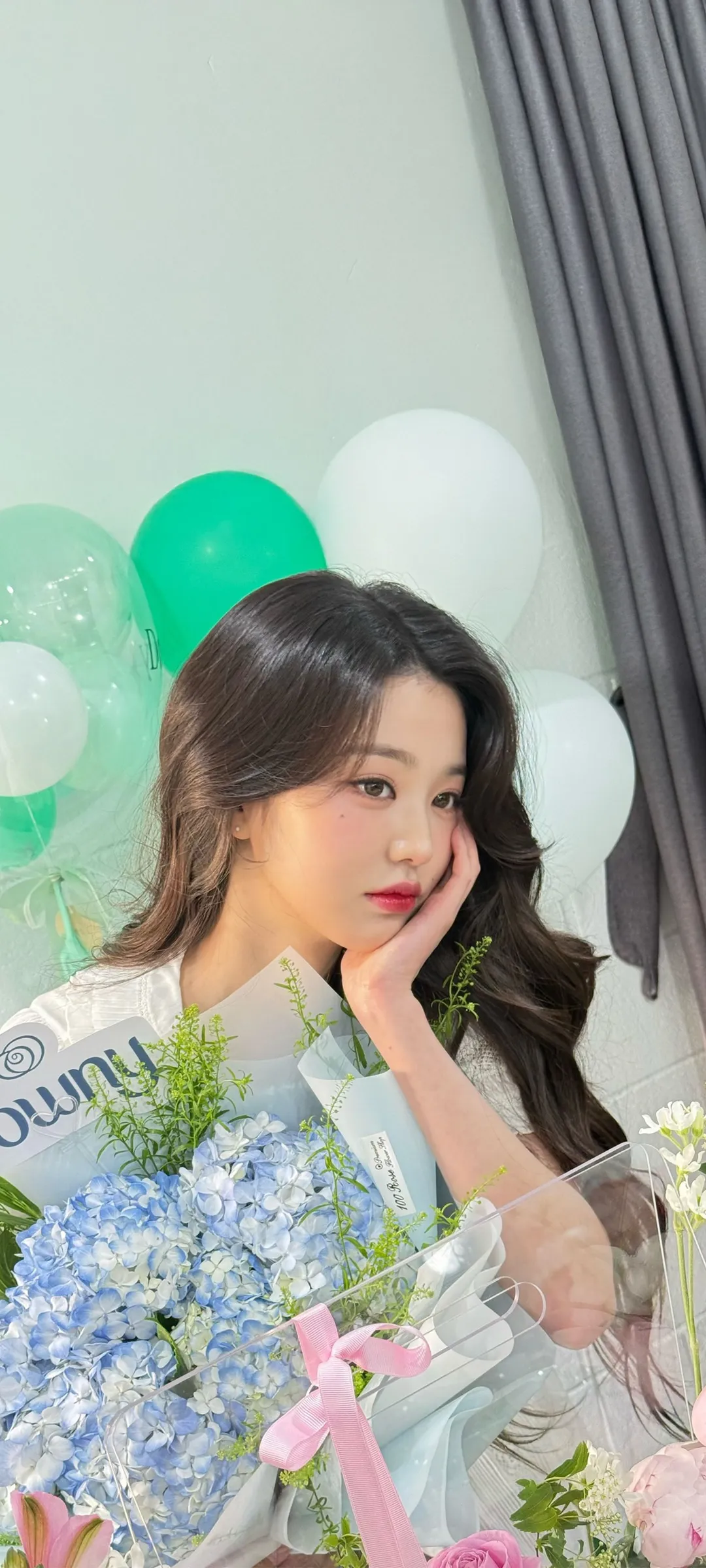 วอลเปเปอร์ หน้าจอล็อก มือถือ จาง วอนยอง 4K HD ดาวน์โหลด — IZ*ONE, IVE