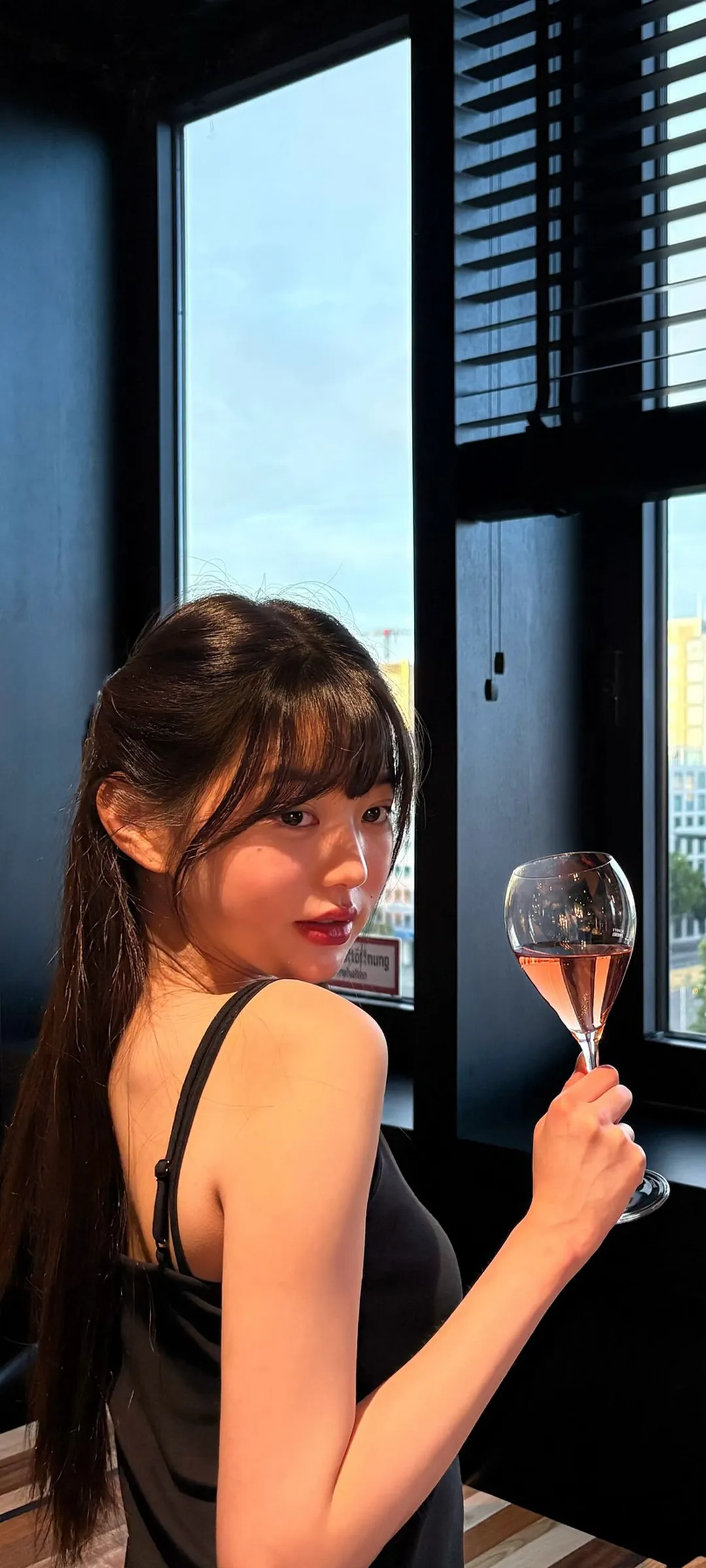 วอลเปเปอร์ หน้าจอล็อก มือถือ จาง วอนยอง 4K HD ดาวน์โหลด — IZ*ONE, IVE