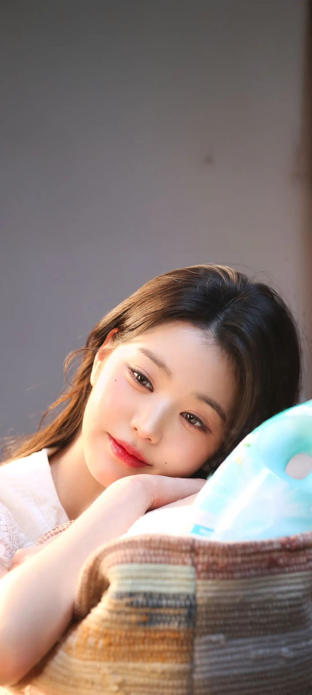 Fondo de pantalla de bloqueo móvil de Jang Won-young 4K HD descargar — IZ*ONE, IVE