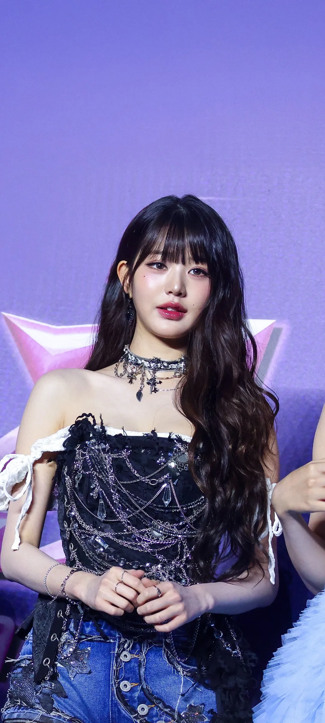 장원영 잠금화면 폰 배경화면 4K HD 다운로드 — 아이즈원, 아이브