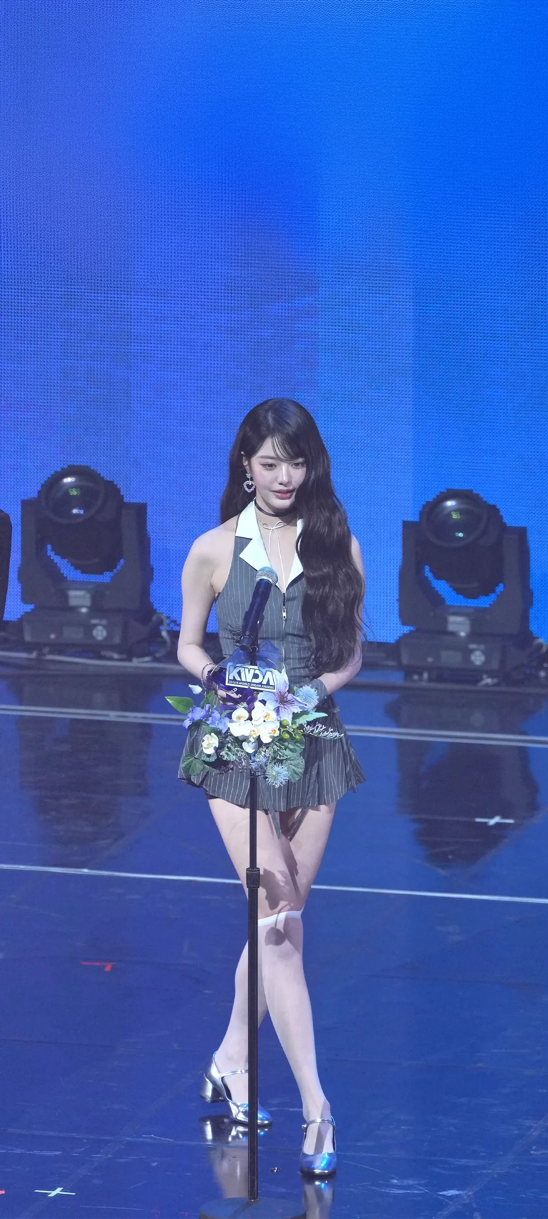 วอลเปเปอร์ หน้าจอล็อก มือถือ จาง วอนยอง 4K HD ดาวน์โหลด — IZ*ONE, IVE