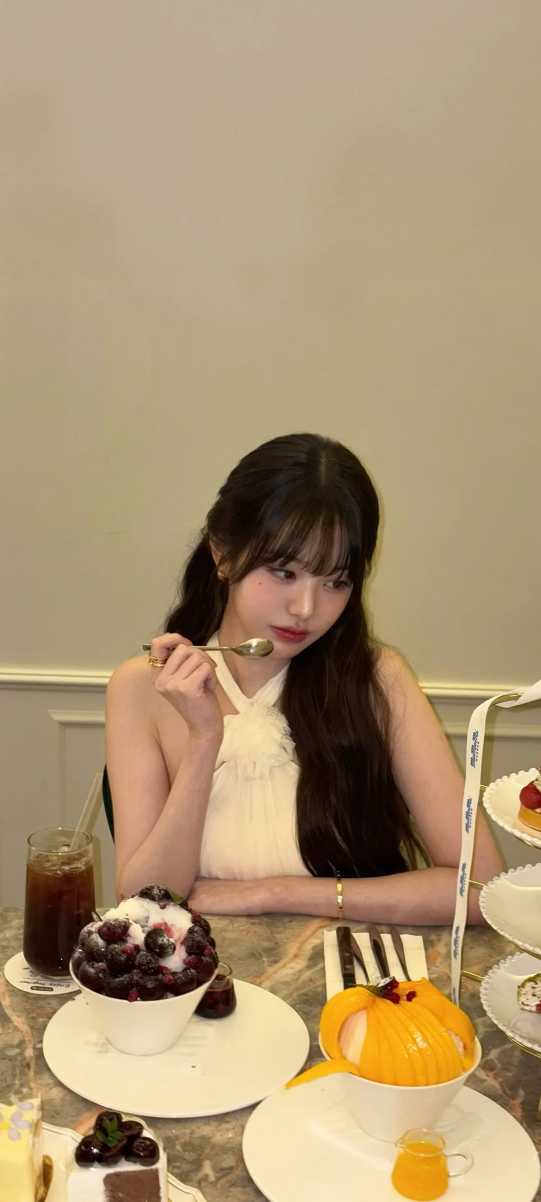 วอลเปเปอร์ หน้าจอล็อก มือถือ จาง วอนยอง 4K HD ดาวน์โหลด — IZ*ONE, IVE