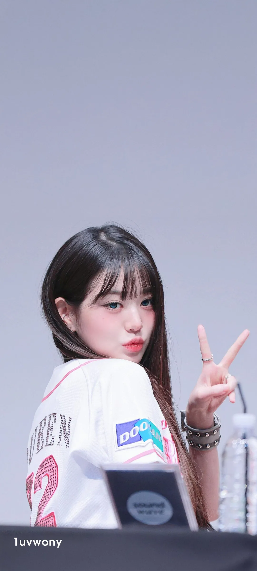 Jang Won-young kilit ekranı telefon duvar kağıdı 4K HD i̇ndir — IZ*ONE, IVE