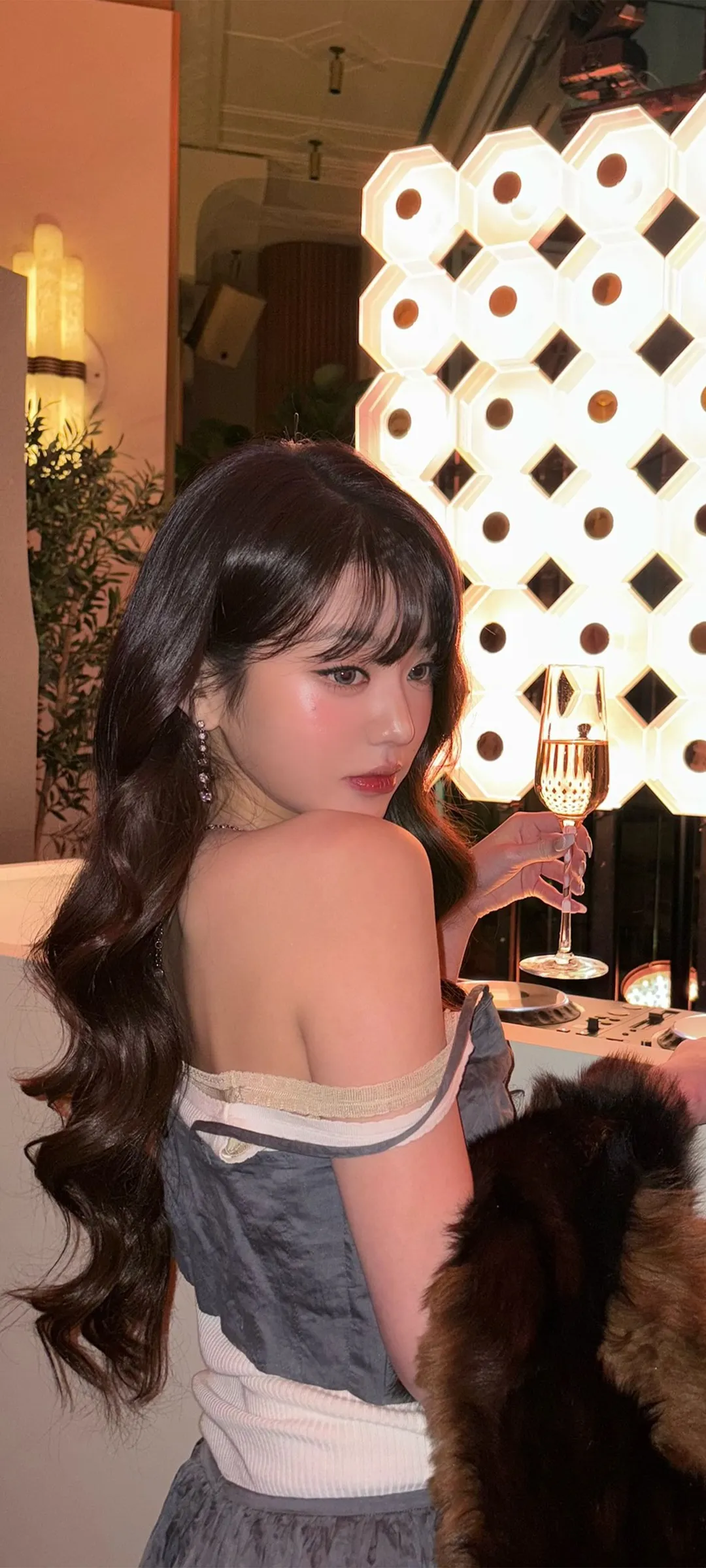 วอลเปเปอร์ หน้าจอล็อก มือถือ จาง วอนยอง 4K HD ดาวน์โหลด — IZ*ONE, IVE