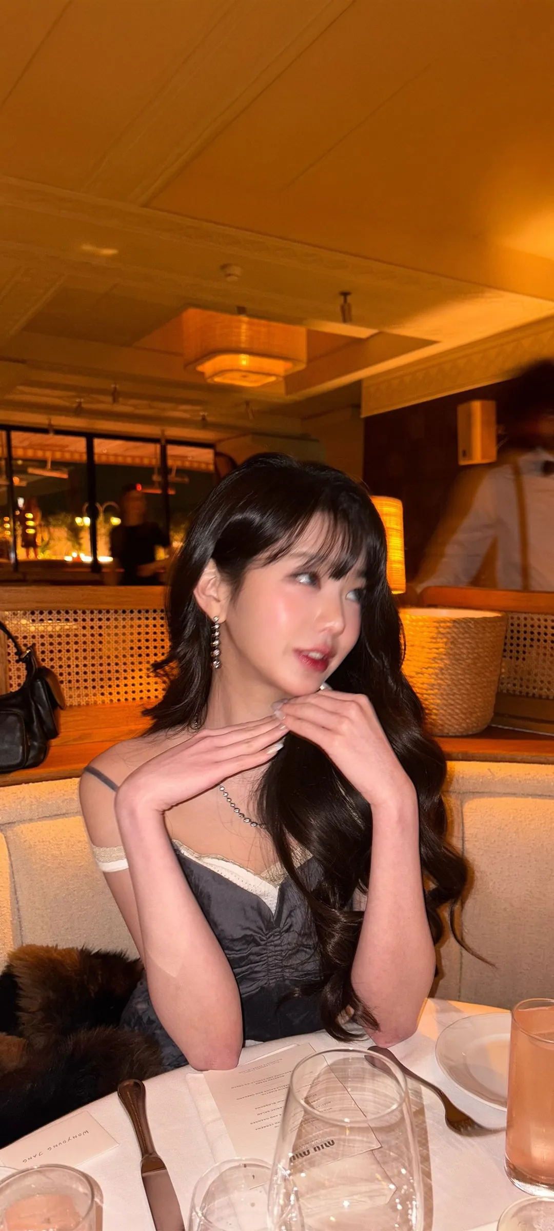 วอลเปเปอร์ หน้าจอล็อก มือถือ จาง วอนยอง 4K HD ดาวน์โหลด — IZ*ONE, IVE